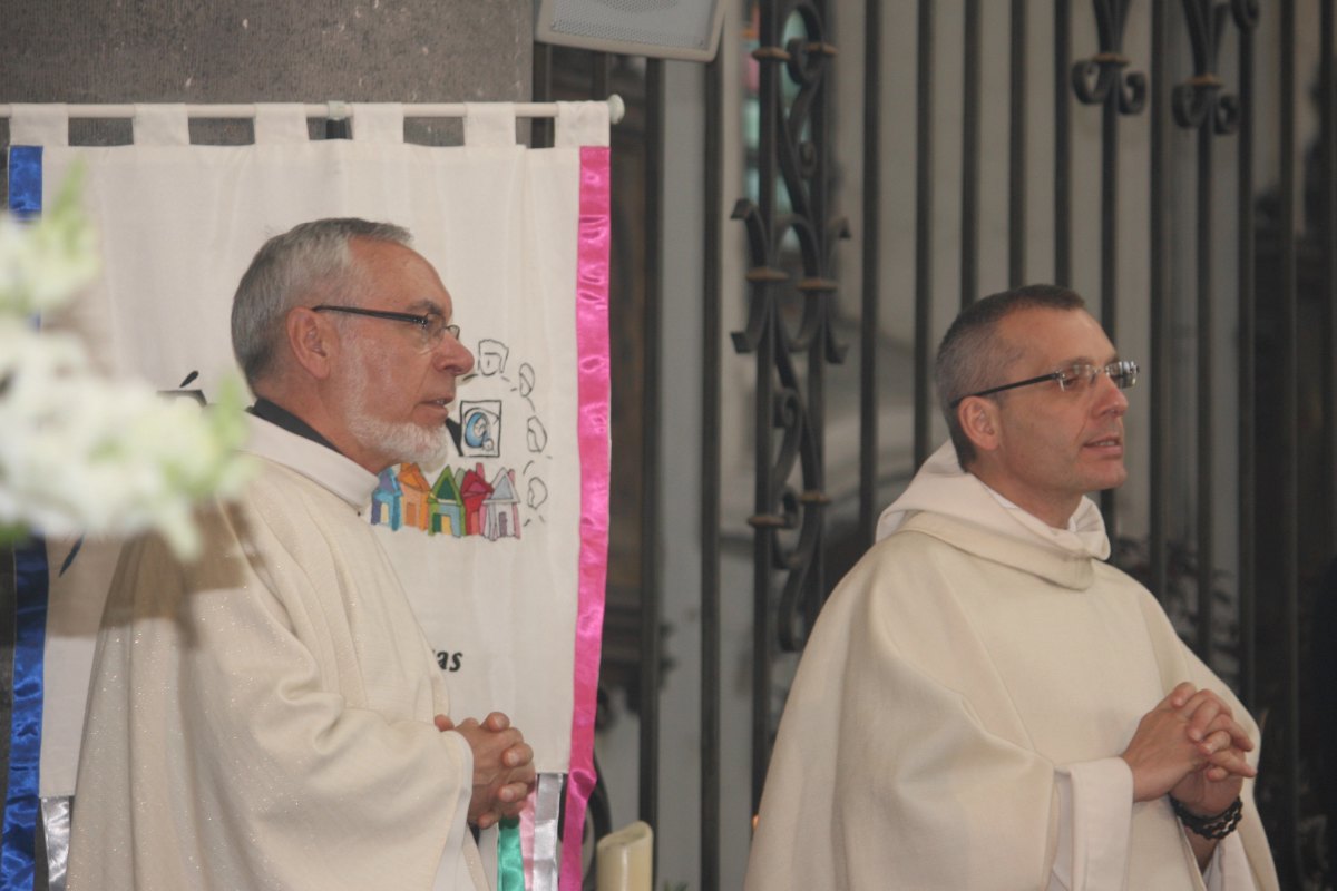 Le Père André MERVILLE et le Père José VAN OOST