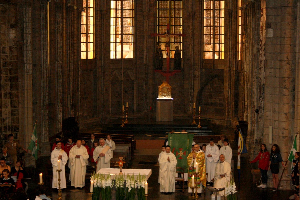 Vue de la tribune de l'orgue (4)