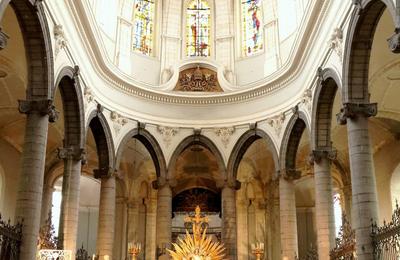 Collegiale_saint_Pierre_de_Douai_interieur_CreditP