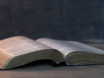 Entrez dans la Bible