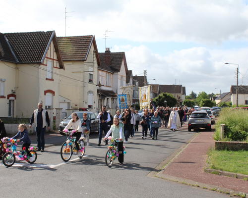 2026 06 07 Fête de la Saint Landelin à Crespin 19