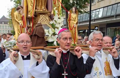 Mgr et ND du Saint-Cordon