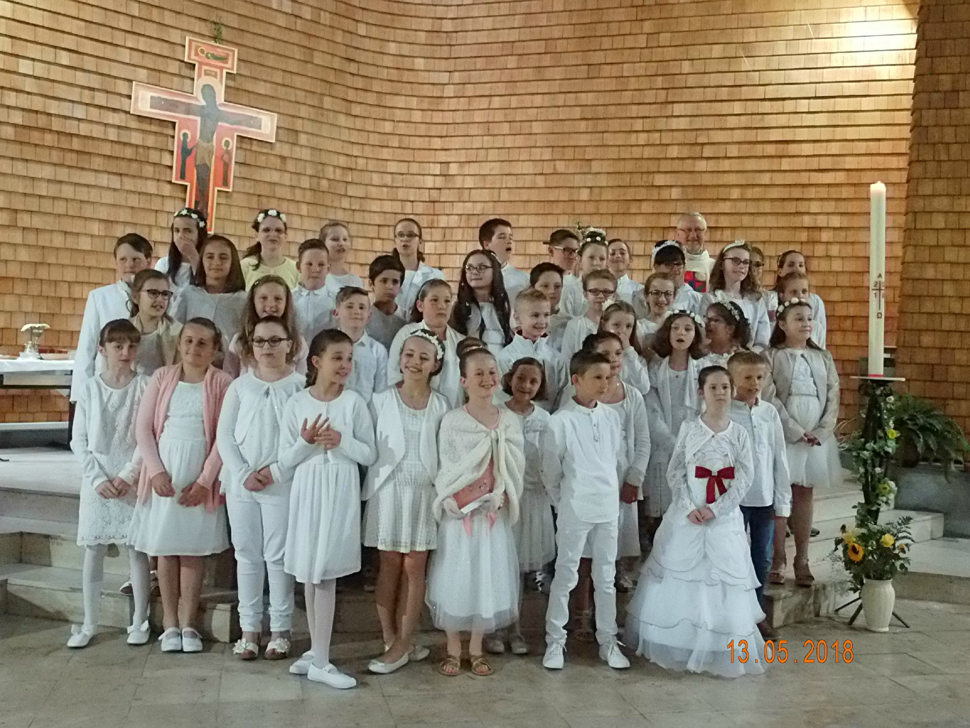13-05-2018-1ere communion (143)