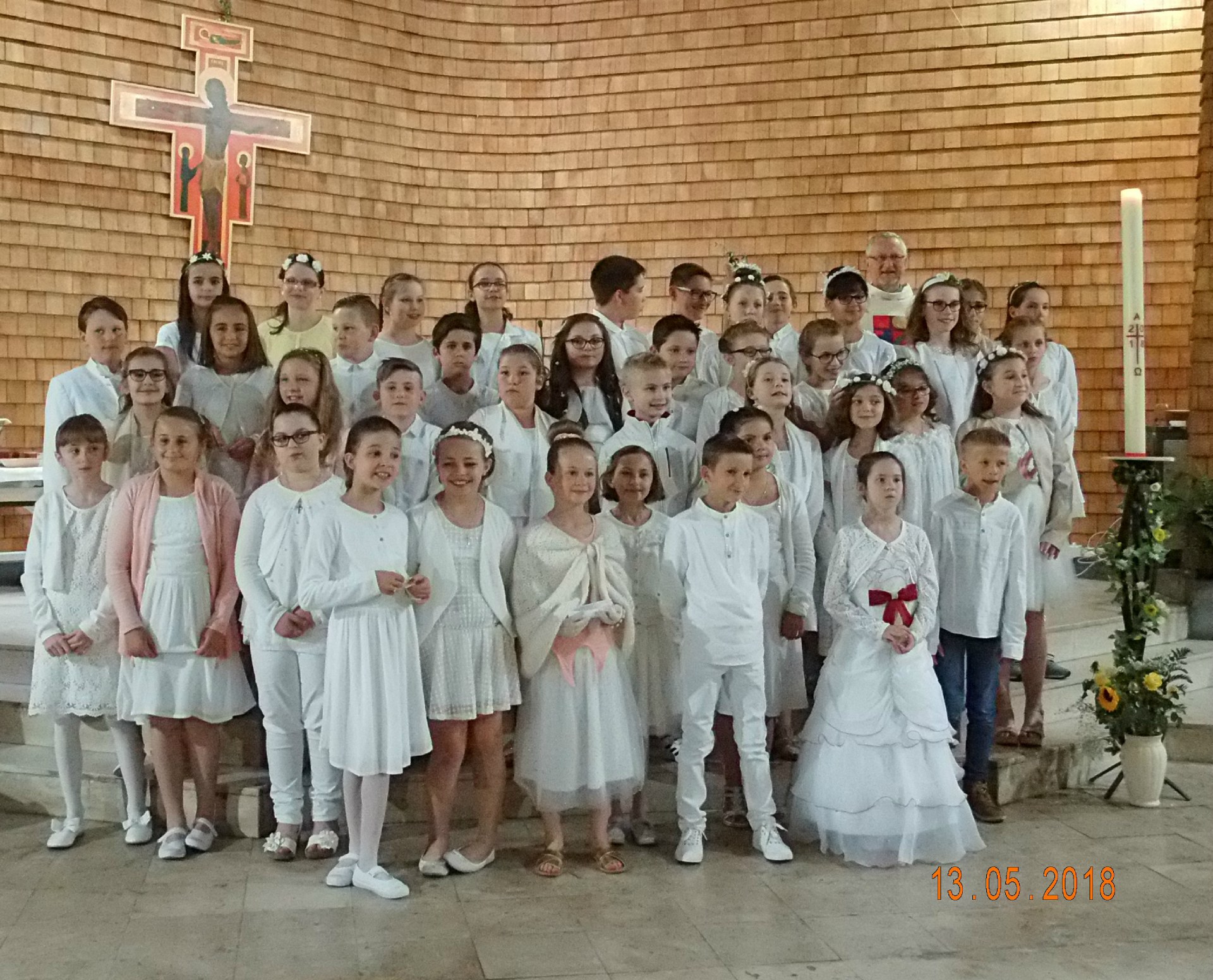 13-05-2018-1ere communion (144)