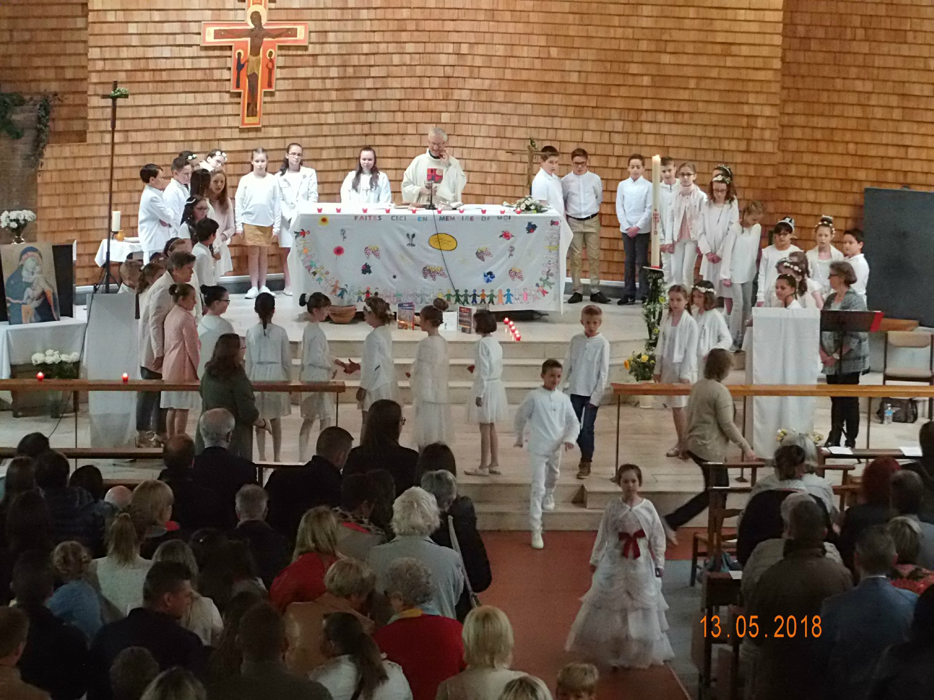 13-05-2018-1ere communion (61)