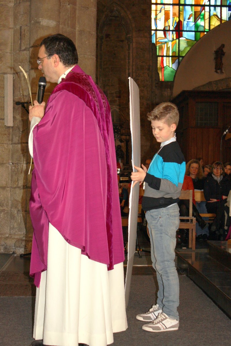 1503_1ères communions (St-Jean) 49