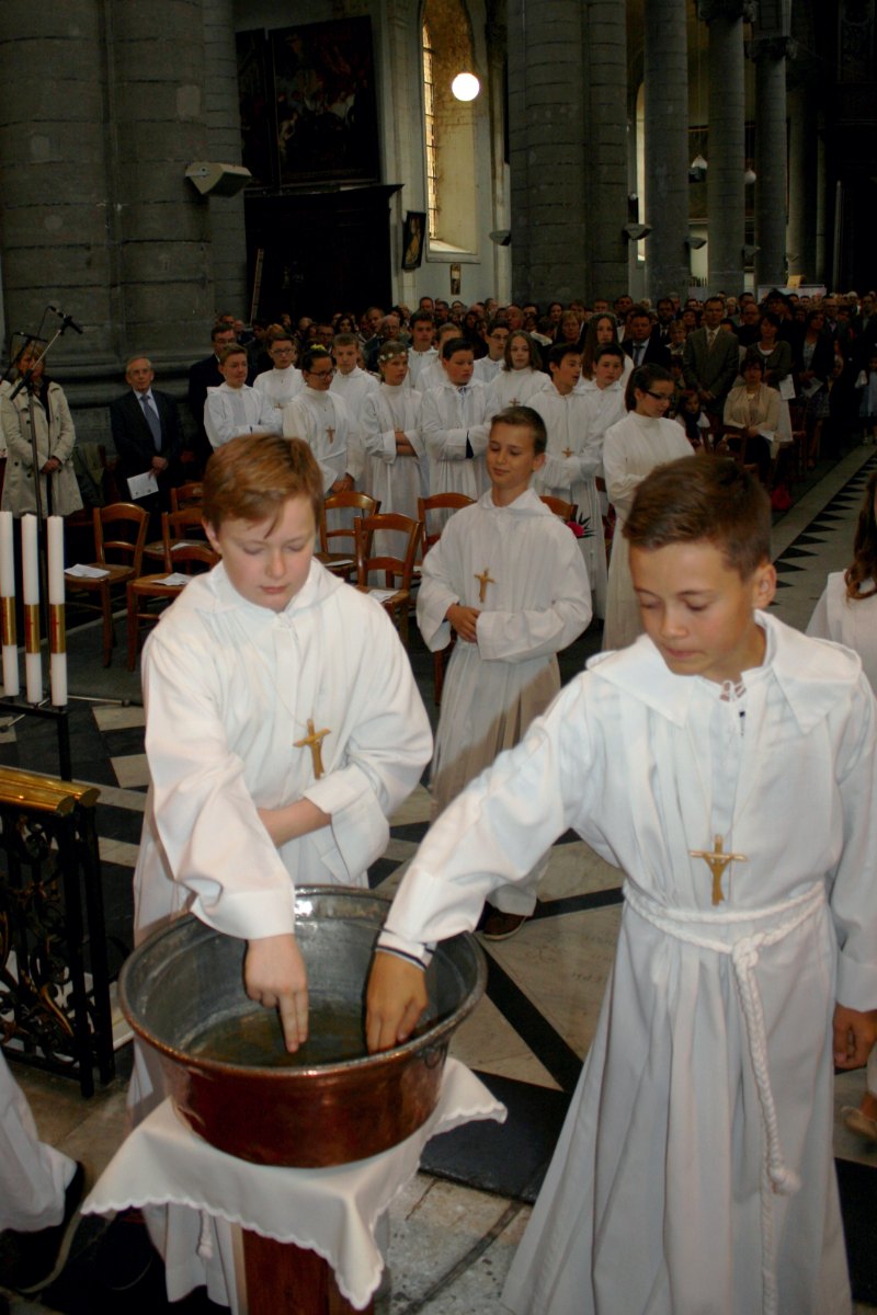 1506_Profession de foi (St-Jean 1) 25