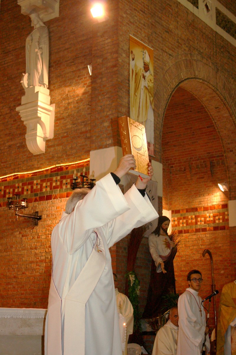 1511_Ordinations diaconales 56