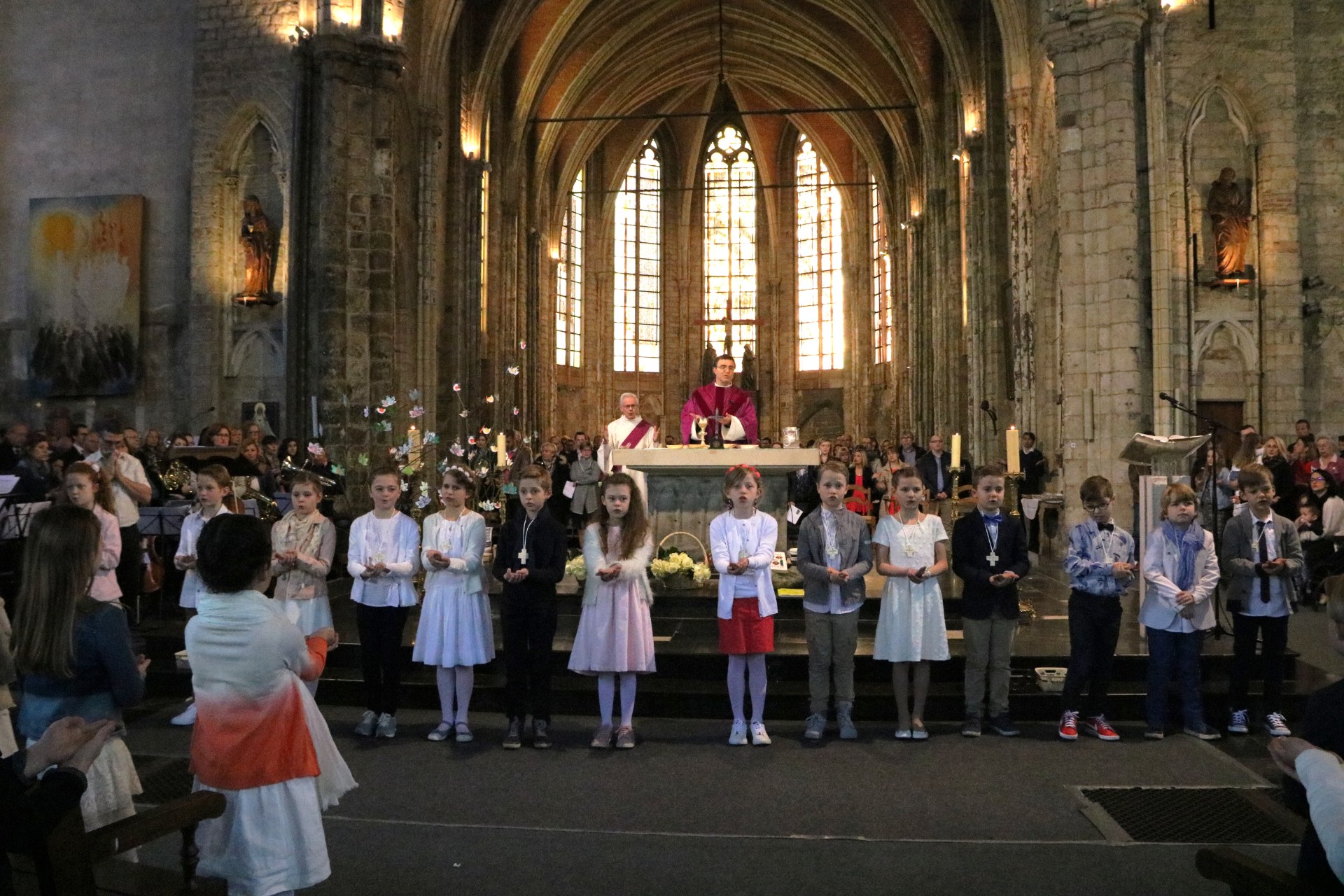 1704_1ères communions (Ecole St-Jean) 75
