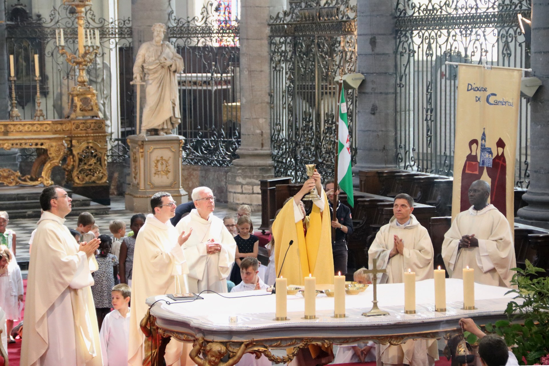 1706_Célébration de l'Eucharistie 70