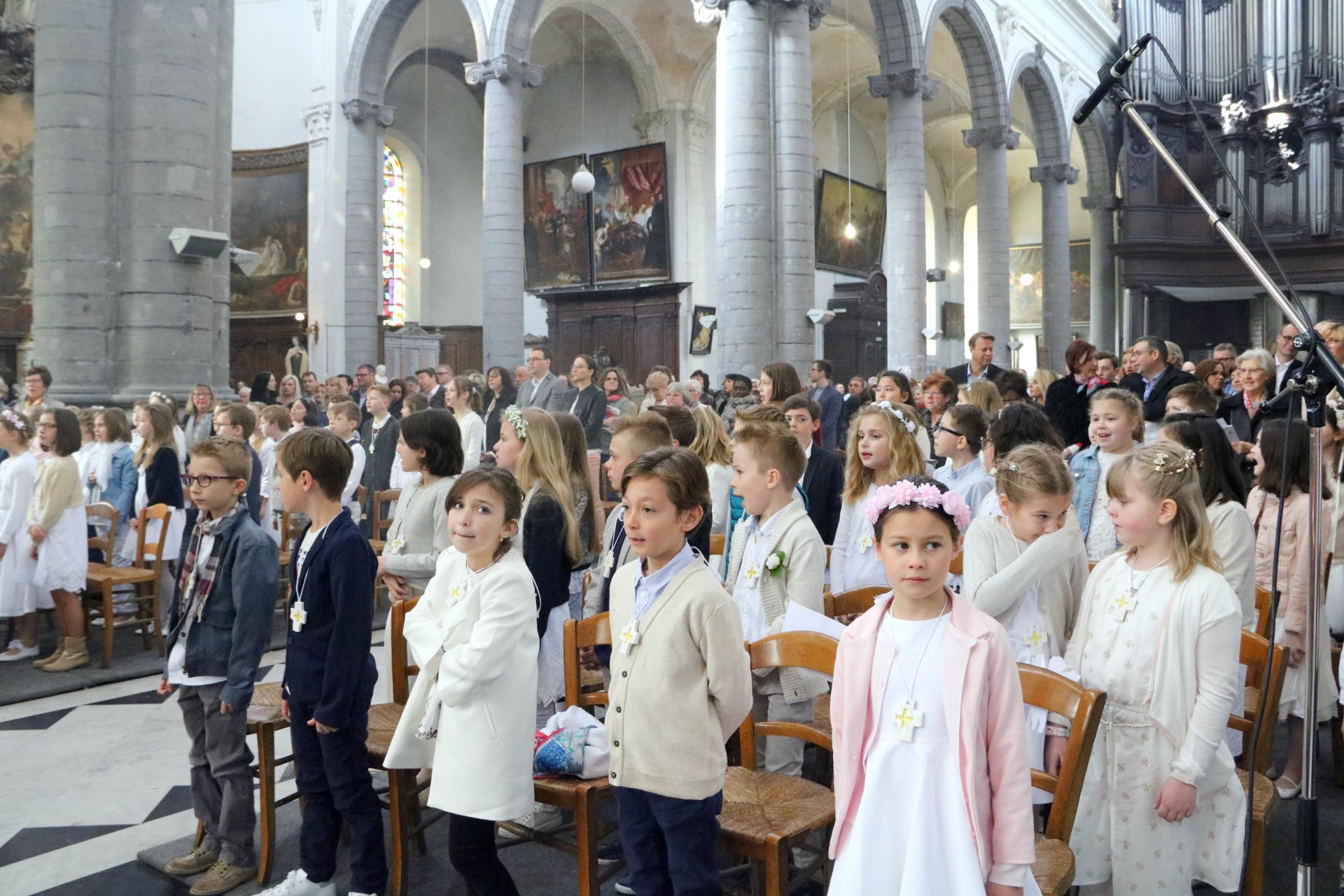 1804_1ères communions (école St-Jean) 34