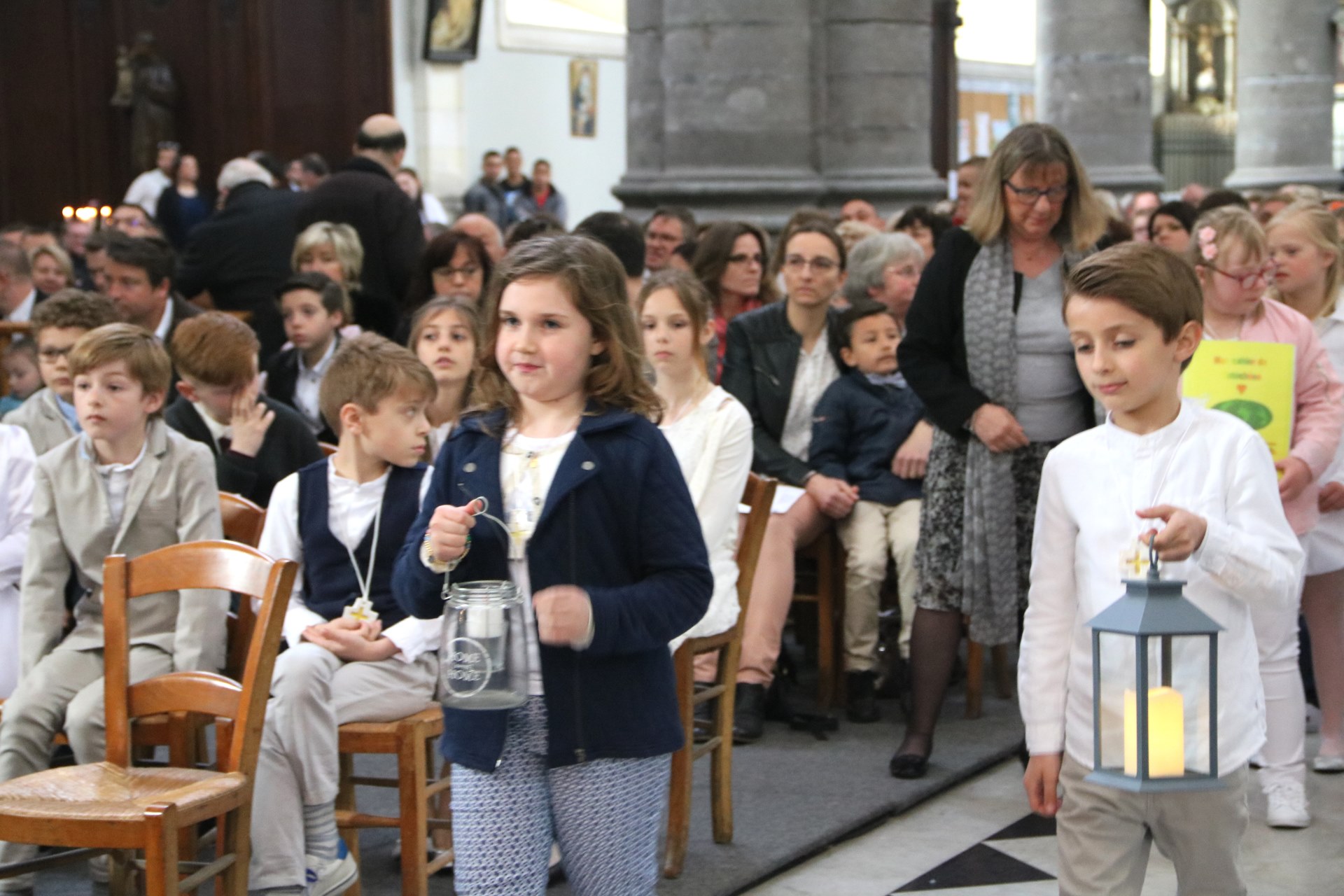 1804_1ères communions (école St-Jean) 51