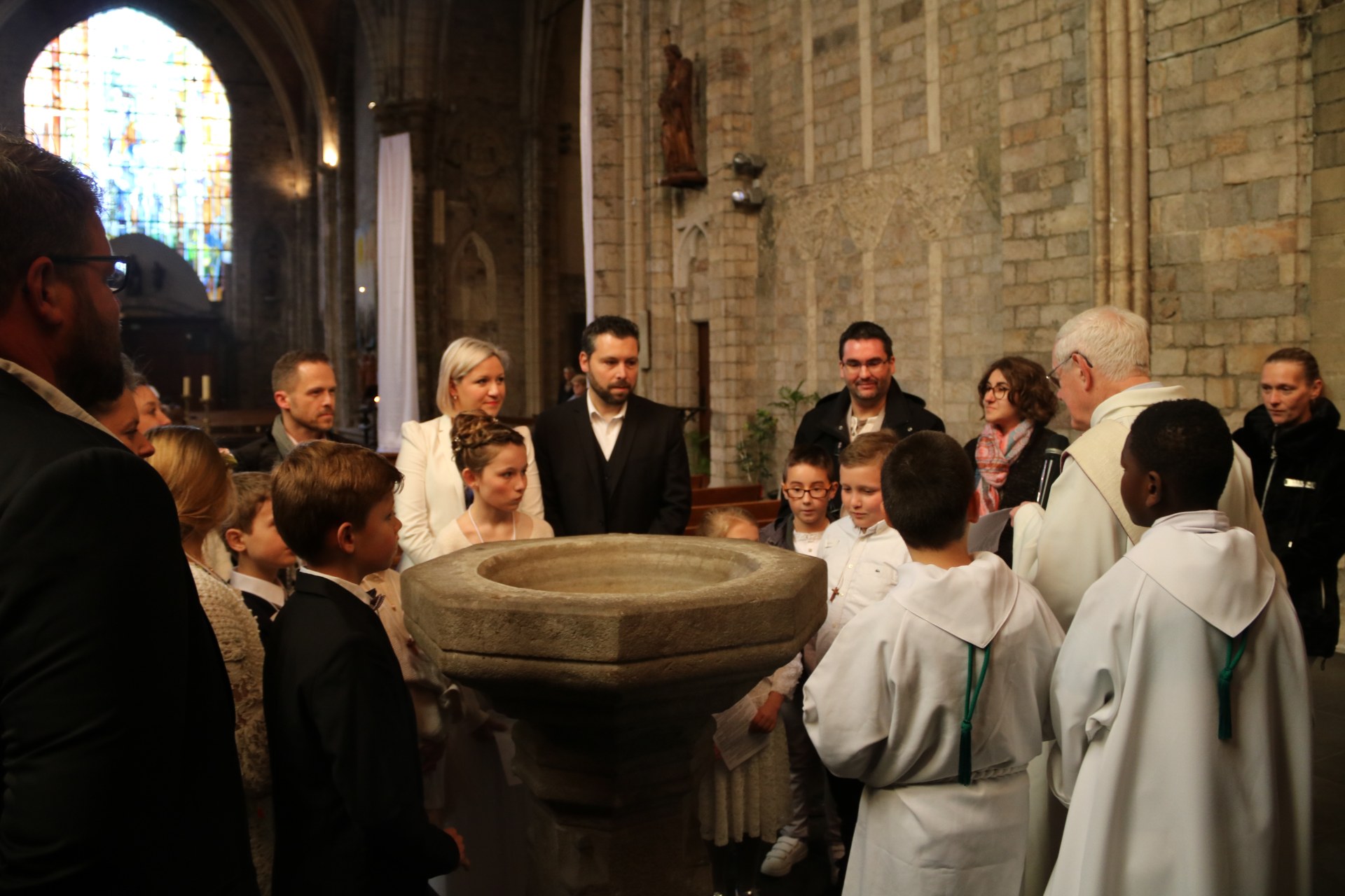 1905_Célébration de baptêmes (7 -12 ans) 37