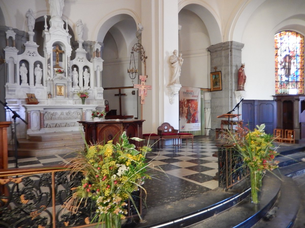 L'église St Amand et son nouvel autel