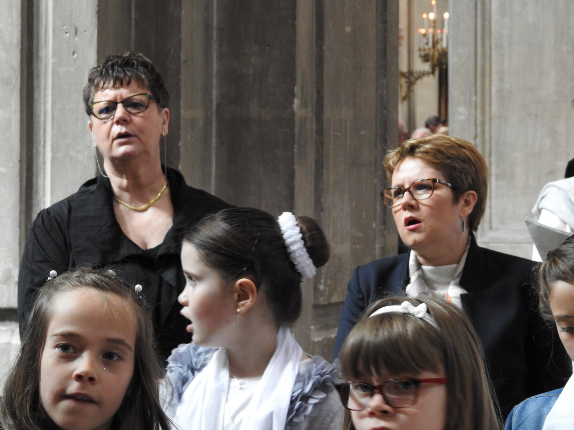 1eres communions 2018 cathedrale (113)