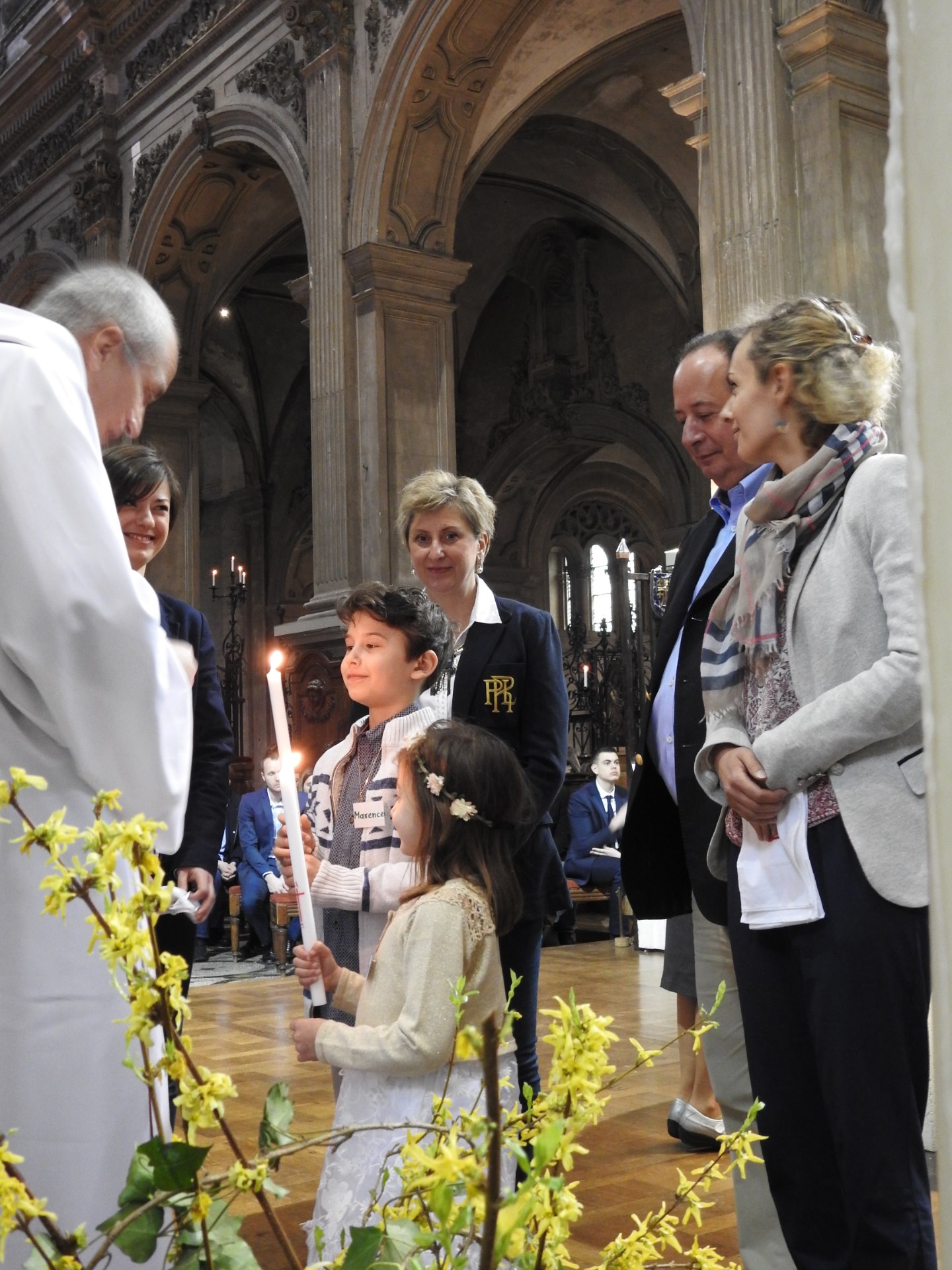 1eres communions 2018 cathedrale (150)