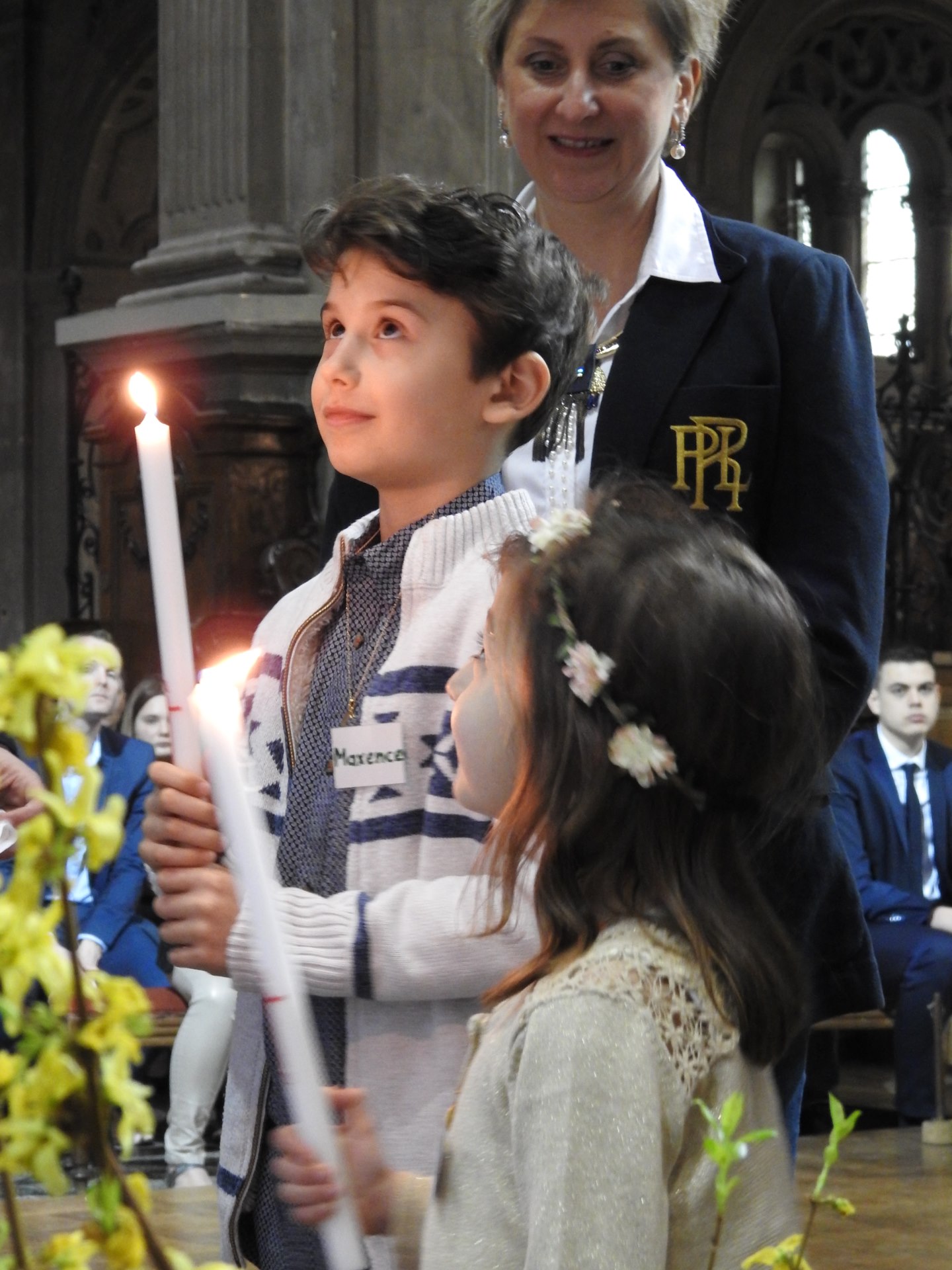 1eres communions 2018 cathedrale (151)
