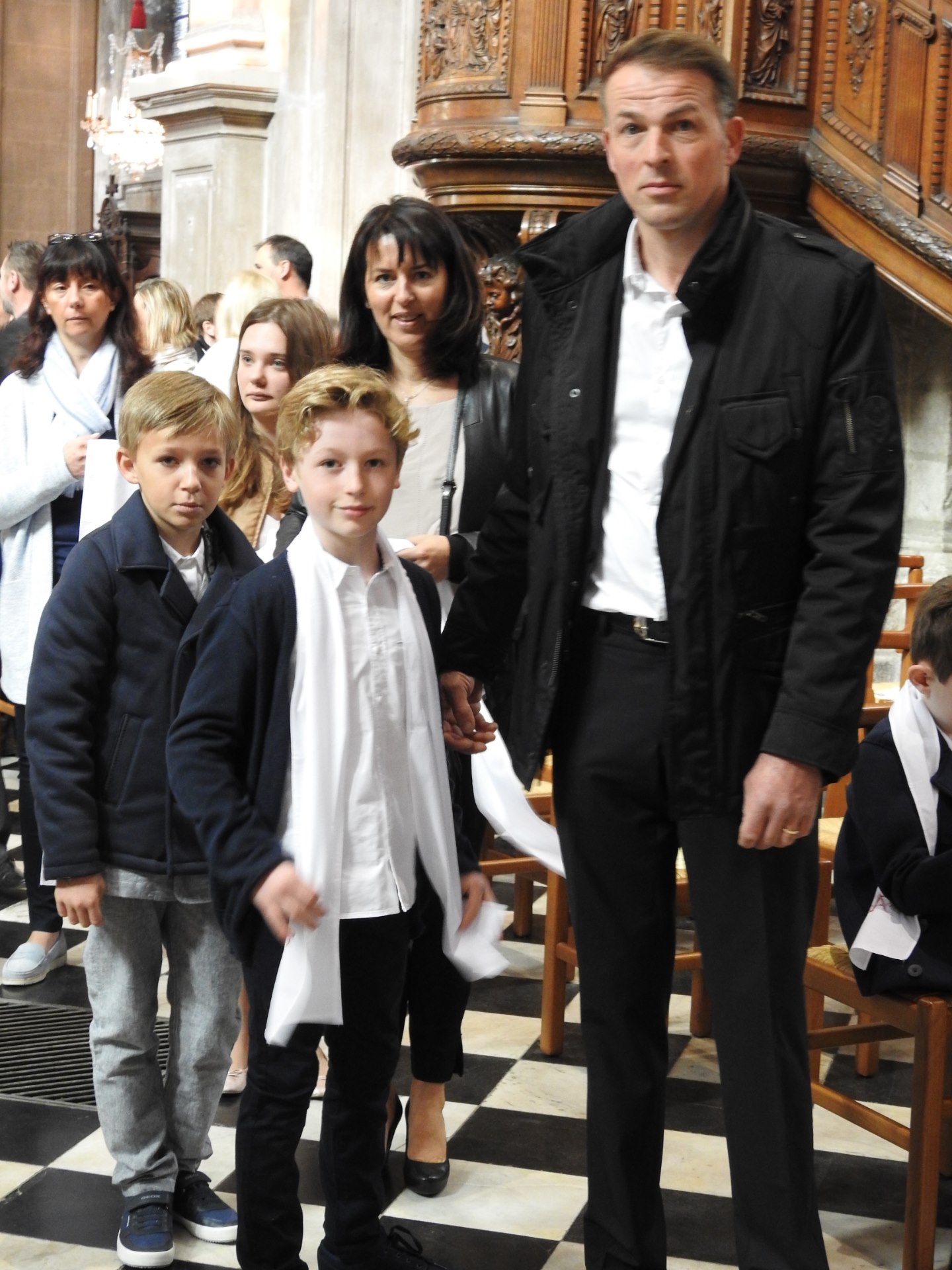 1eres communions 2018 cathedrale (62)