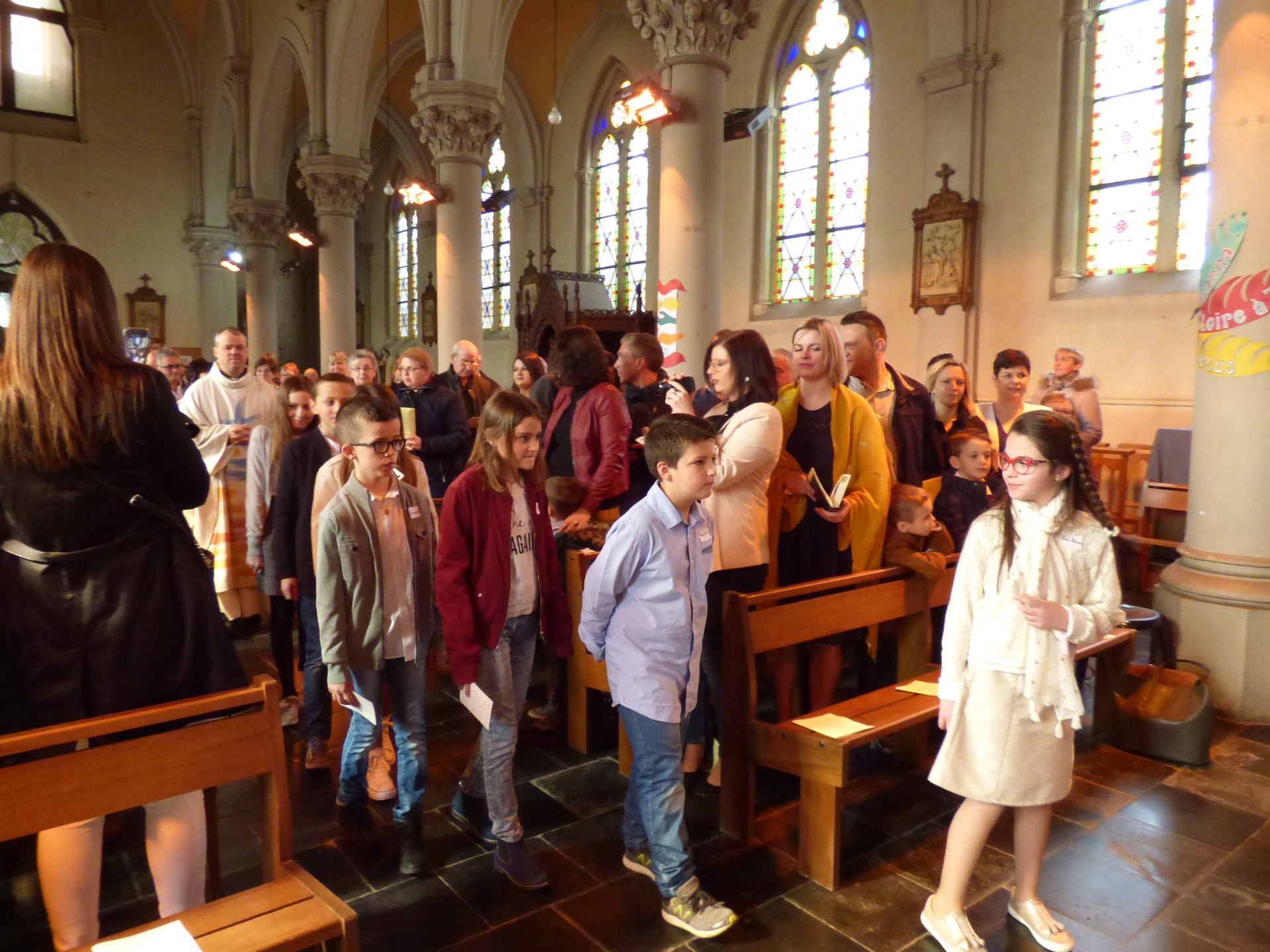 1eres communions Neuville 2018 (4)