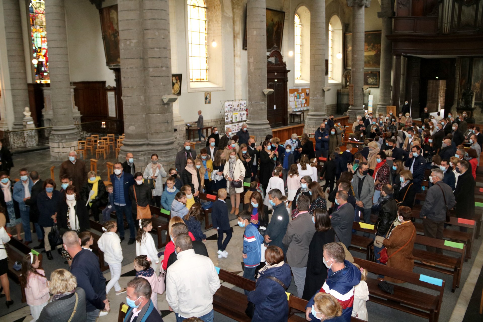 2009_Premières communions (St Jean Gr1) 107