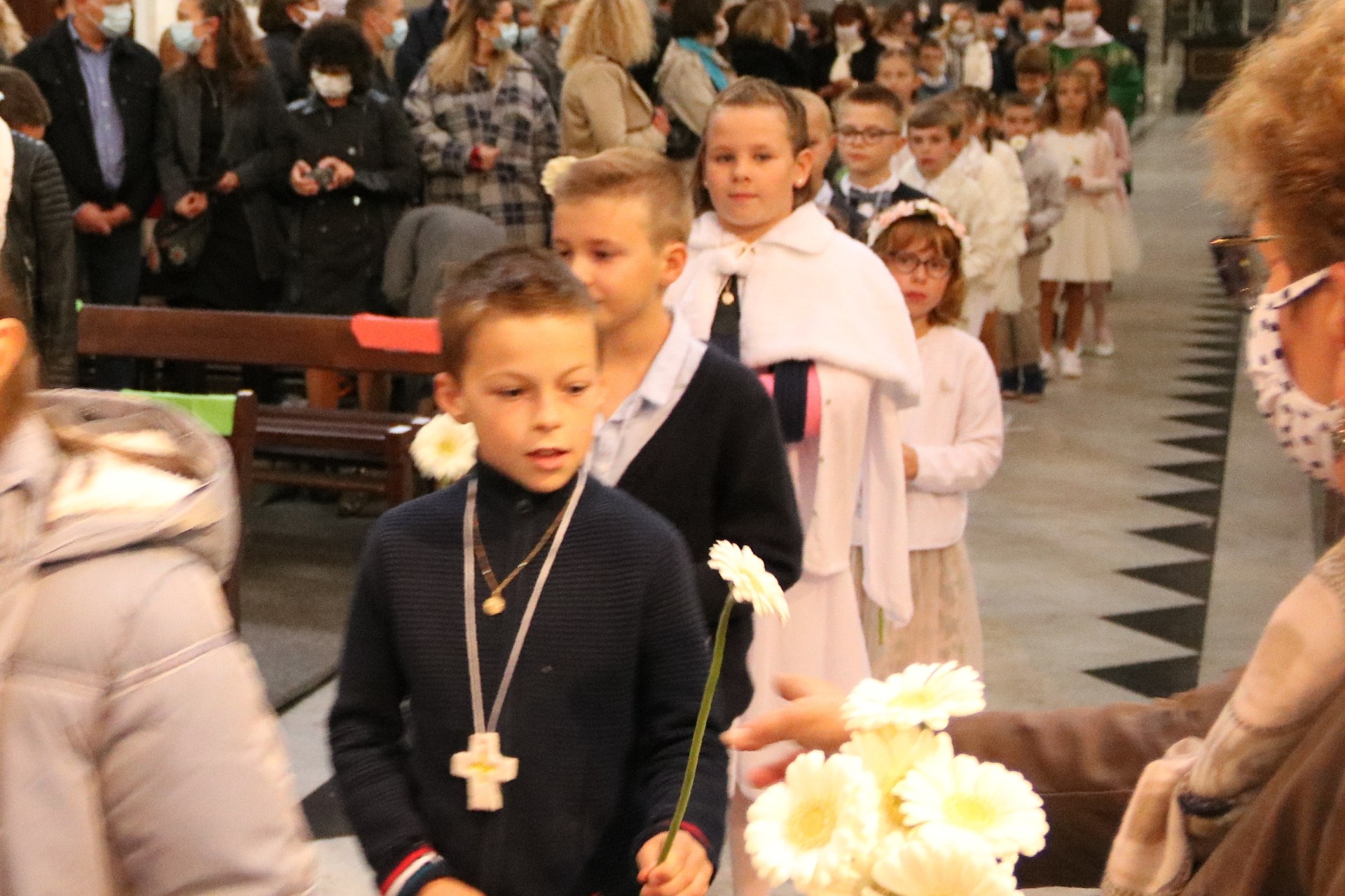 2009_Premières communions (St Jean Gr1) 14