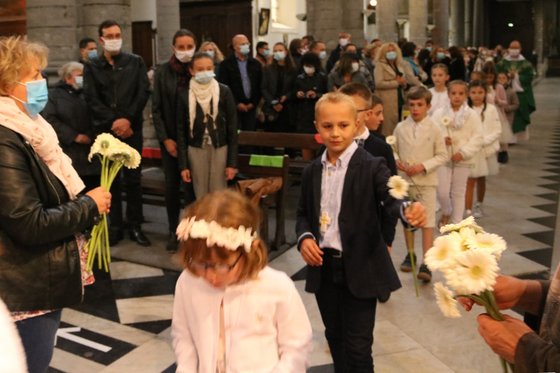 2009_Premières communions (St Jean Gr1) 16