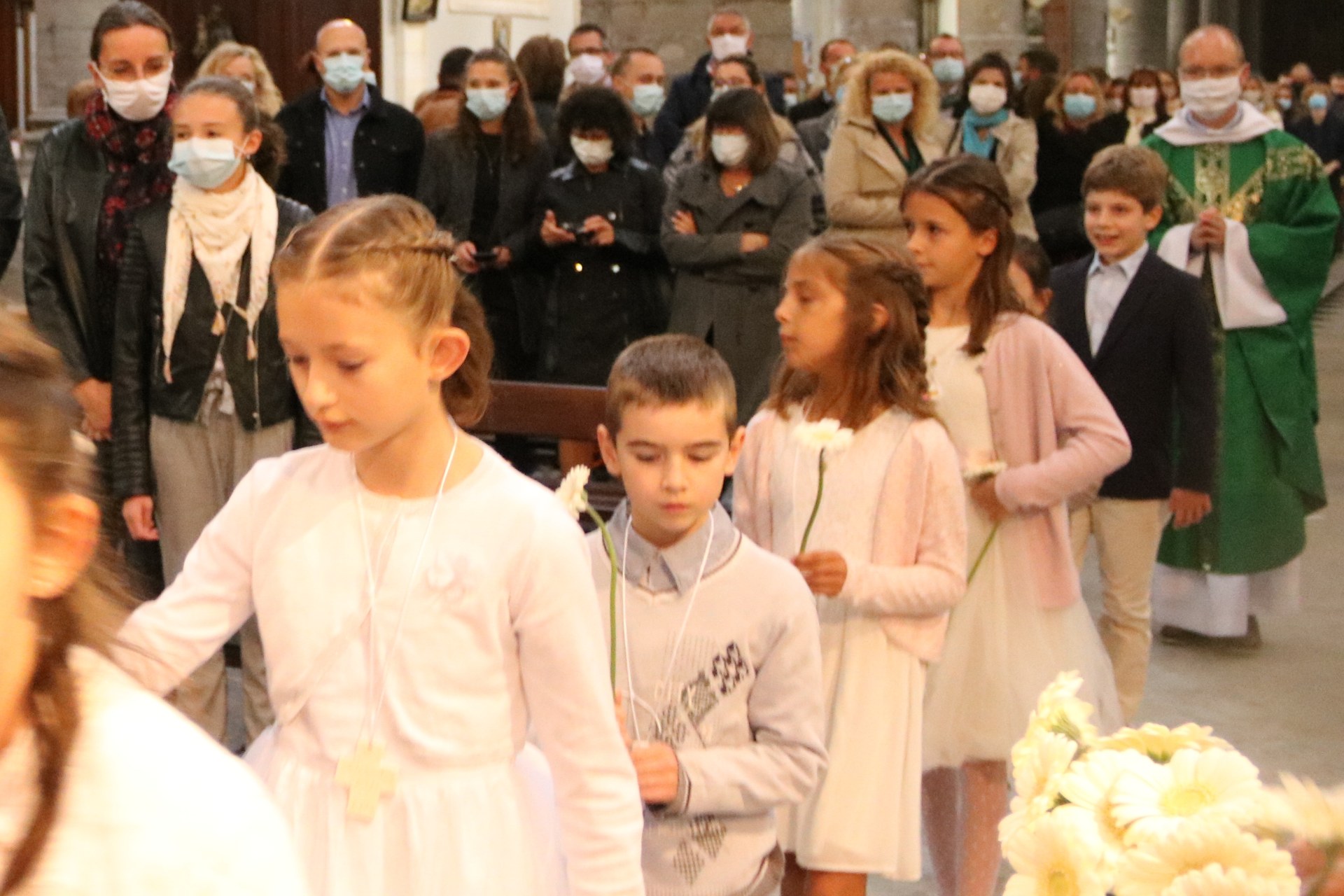 2009_Premières communions (St Jean Gr1) 20