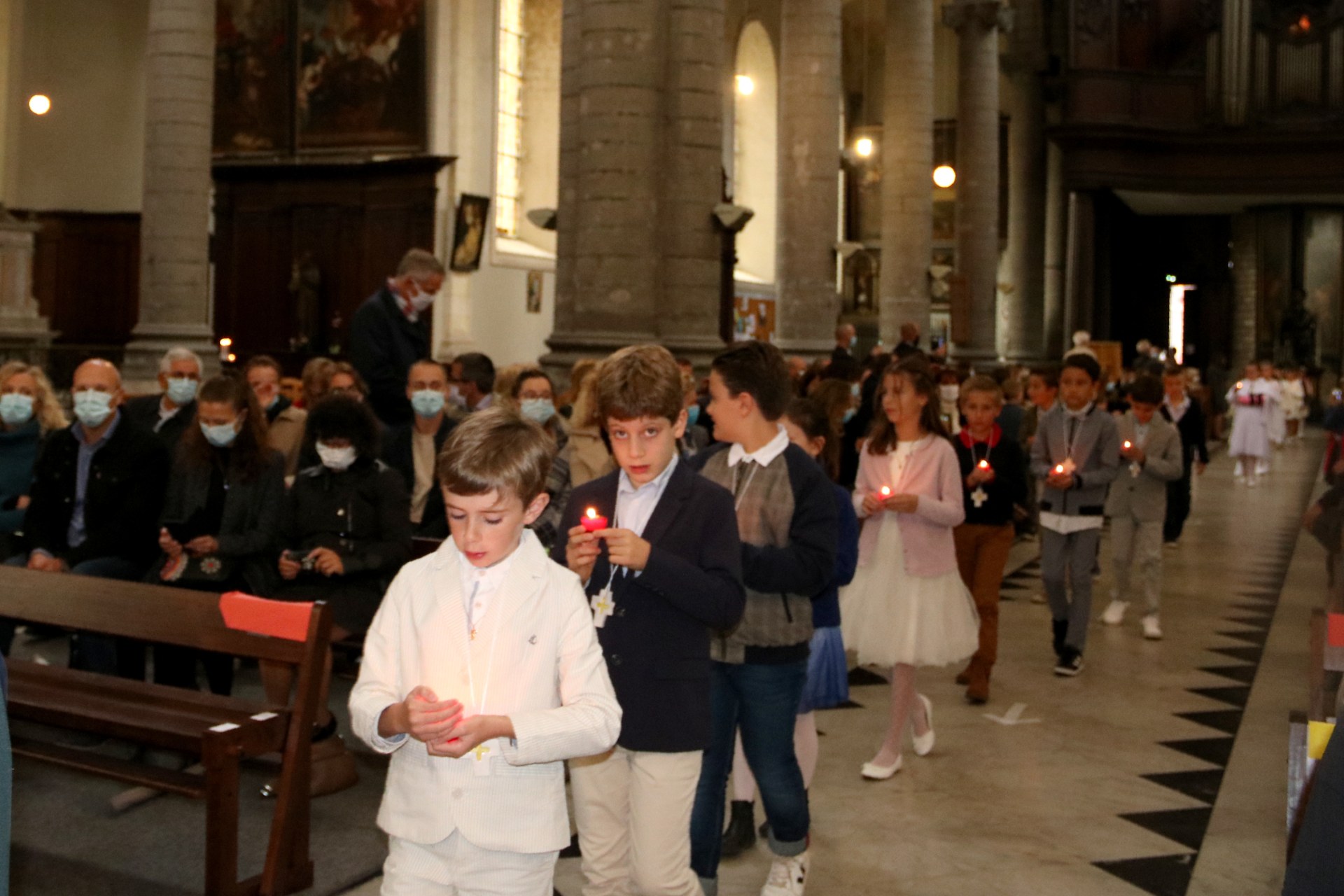 2009_Premières communions (St Jean Gr1) 63