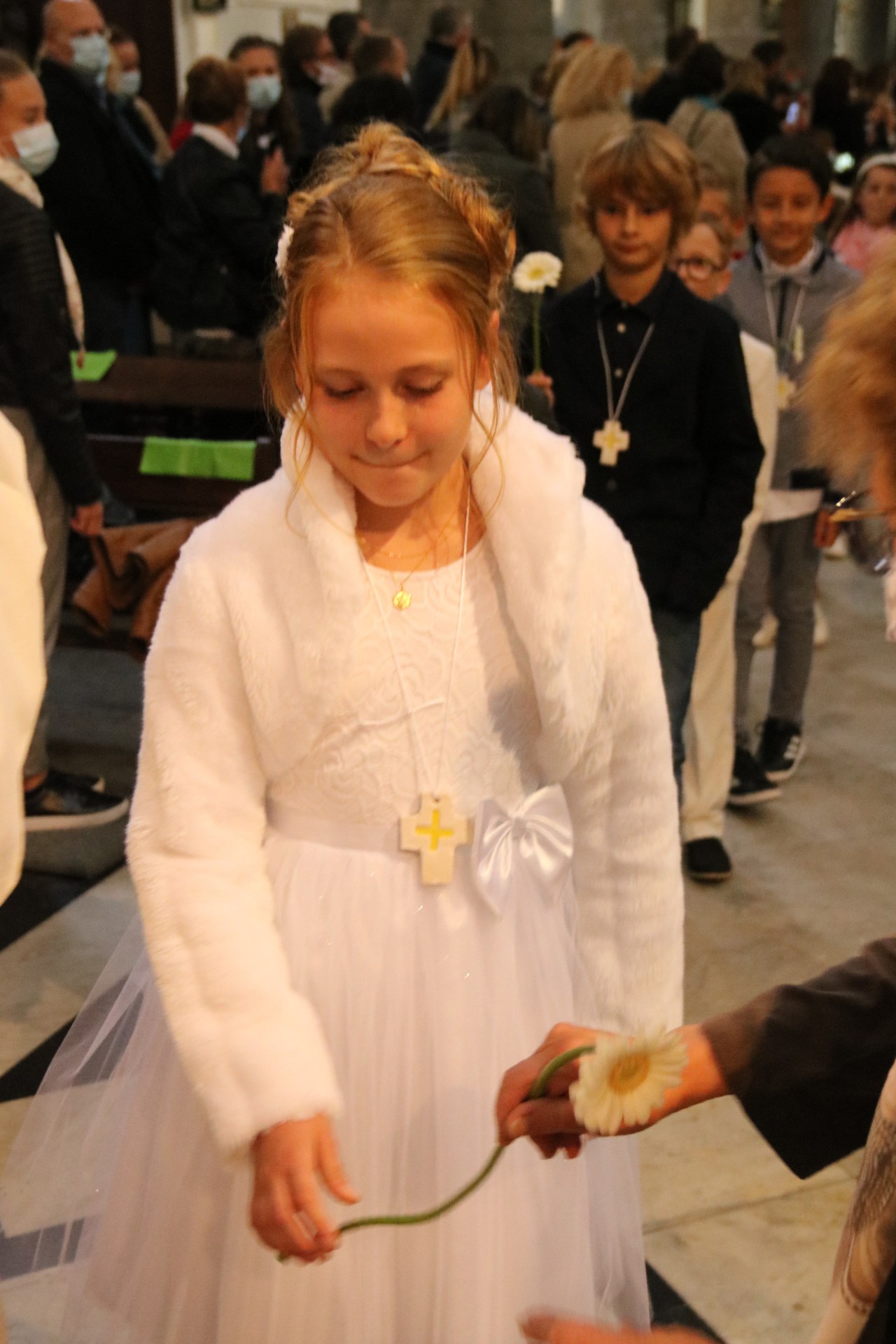 2009_Premières communions (St Jean Gr1) 7