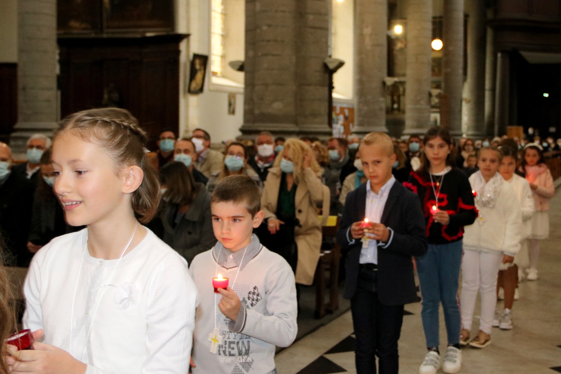 2009_Premières communions (St Jean Gr1) 73