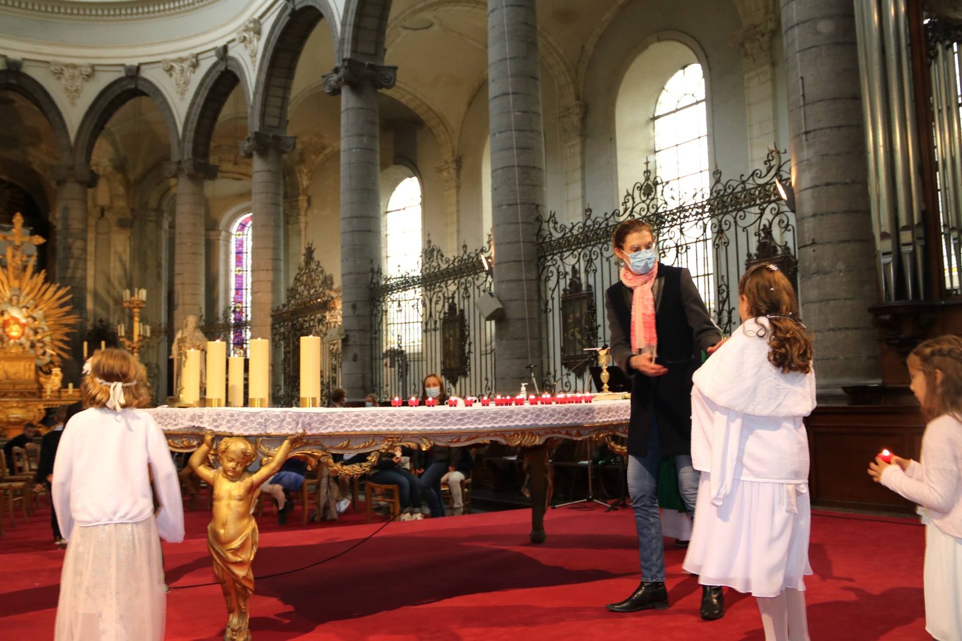 2009_Premières communions (St Jean Gr1) 76