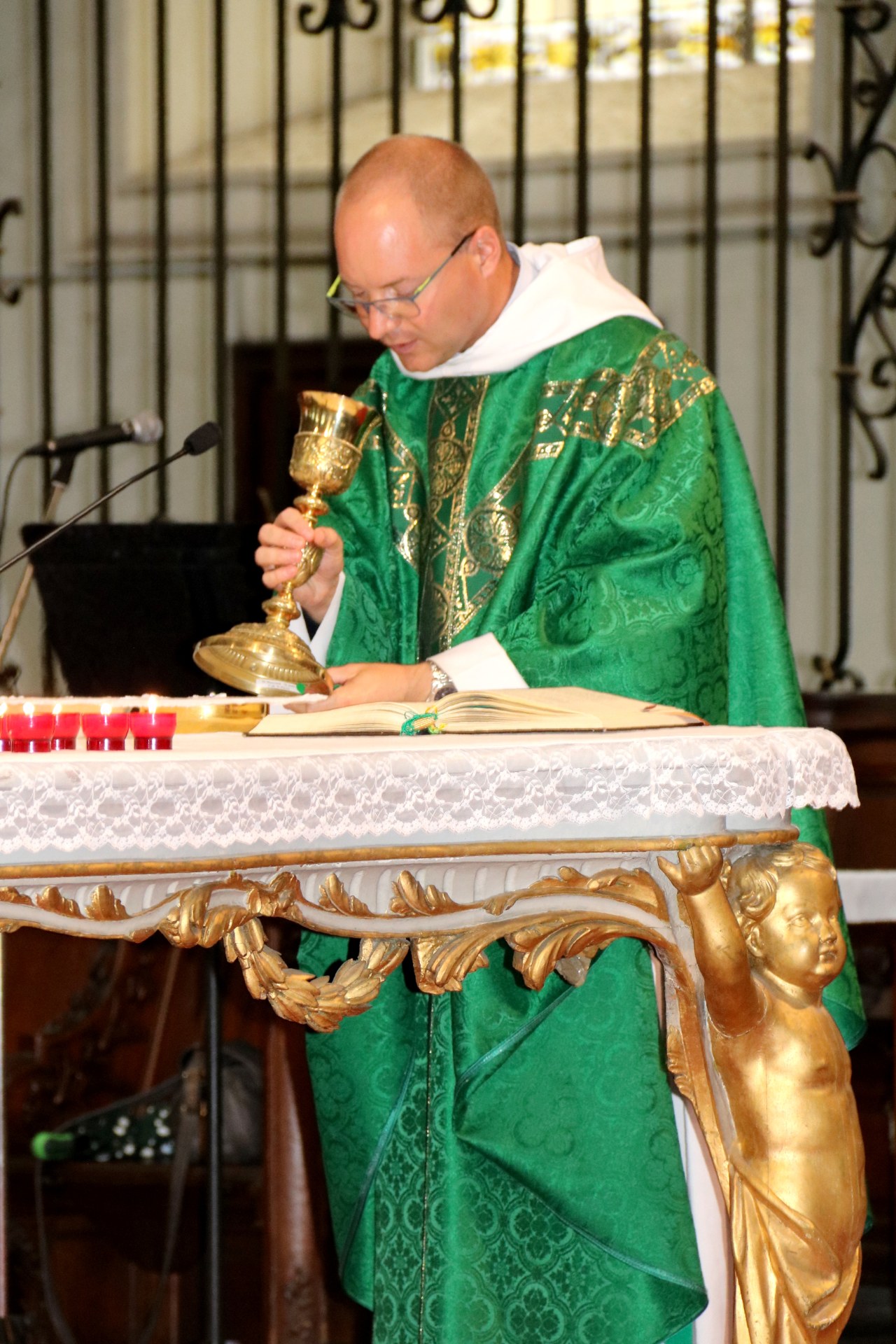 2009_Premières communions (St Jean Gr1) 82
