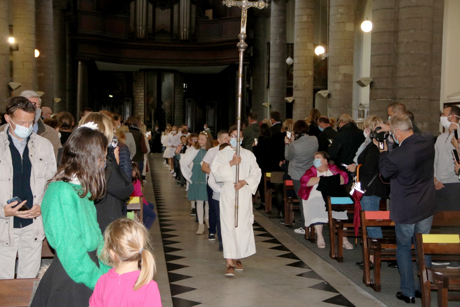 2009_Premières communions (St Jean Gr2) 16
