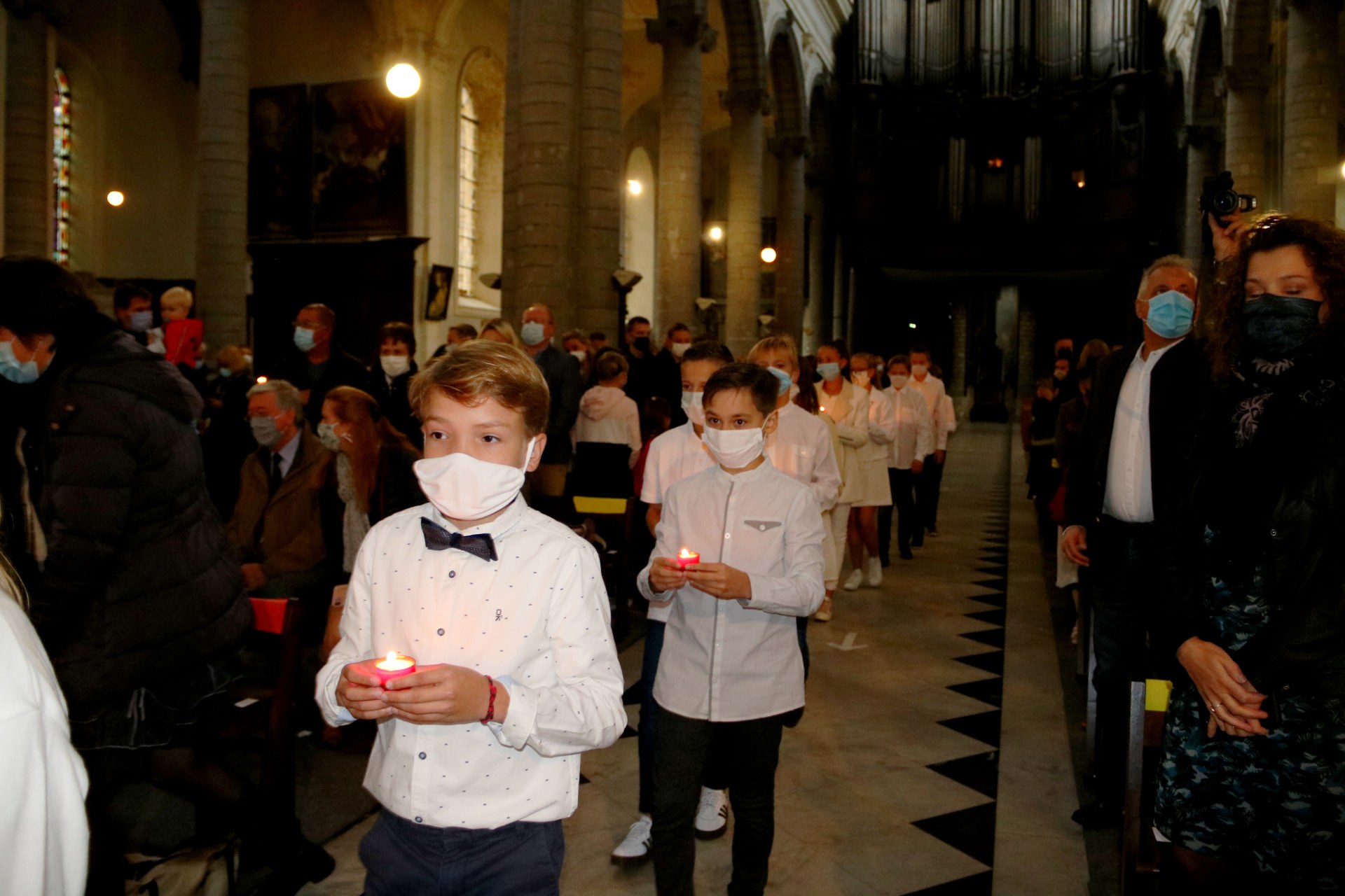 2009_Premières communions (St Jean Gr2) 71