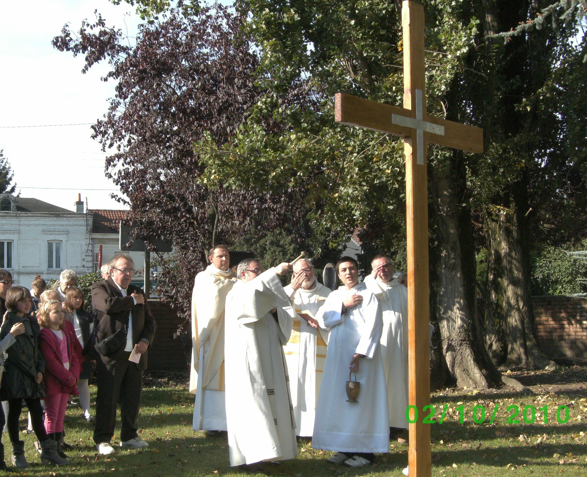2010-10-03-inauguration Croix de Ste Therese