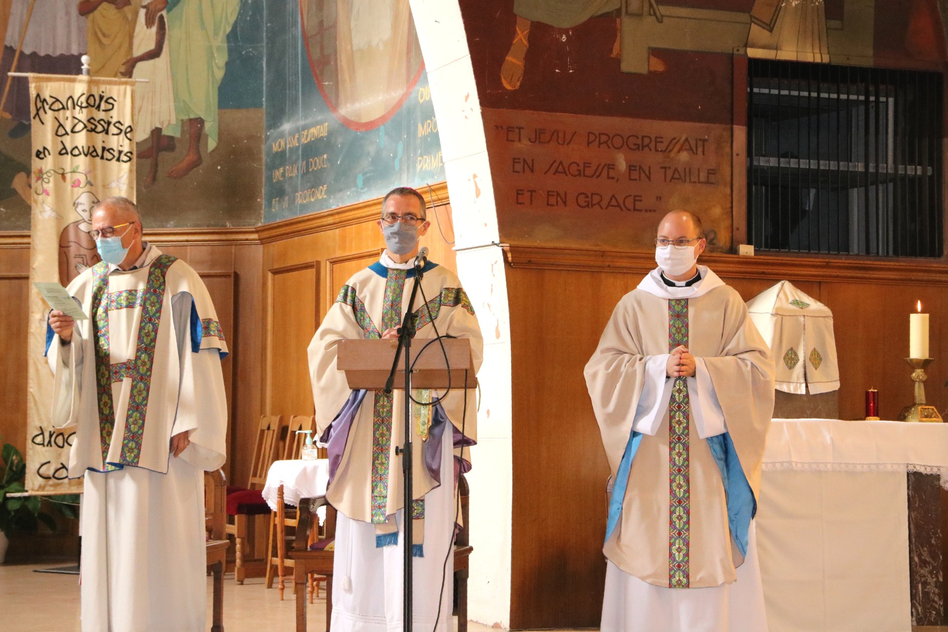 2010 - Messe présidée par Mgr DOLLMANN 15