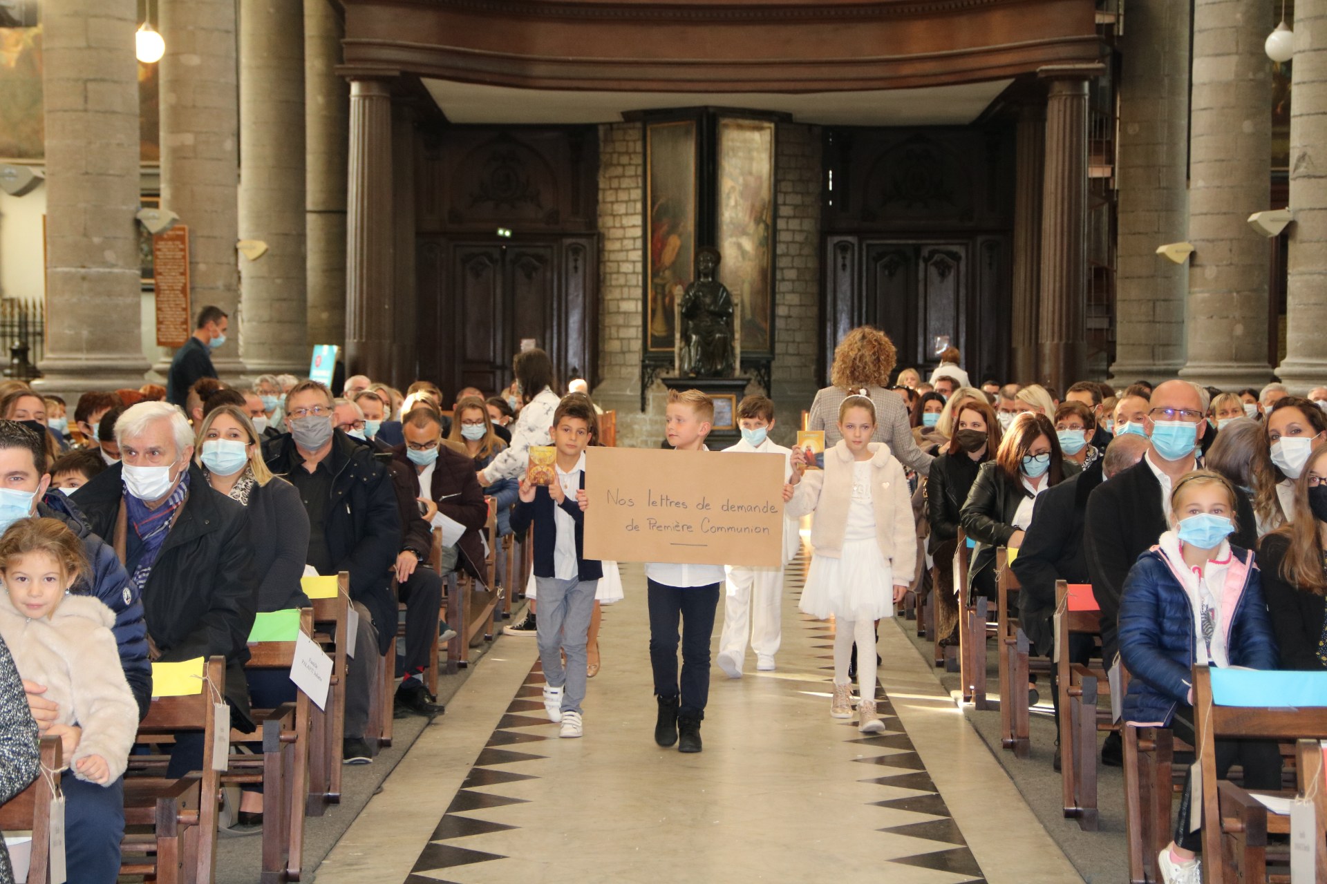 2010 - Premières communions (Ste Union Gr1) 64
