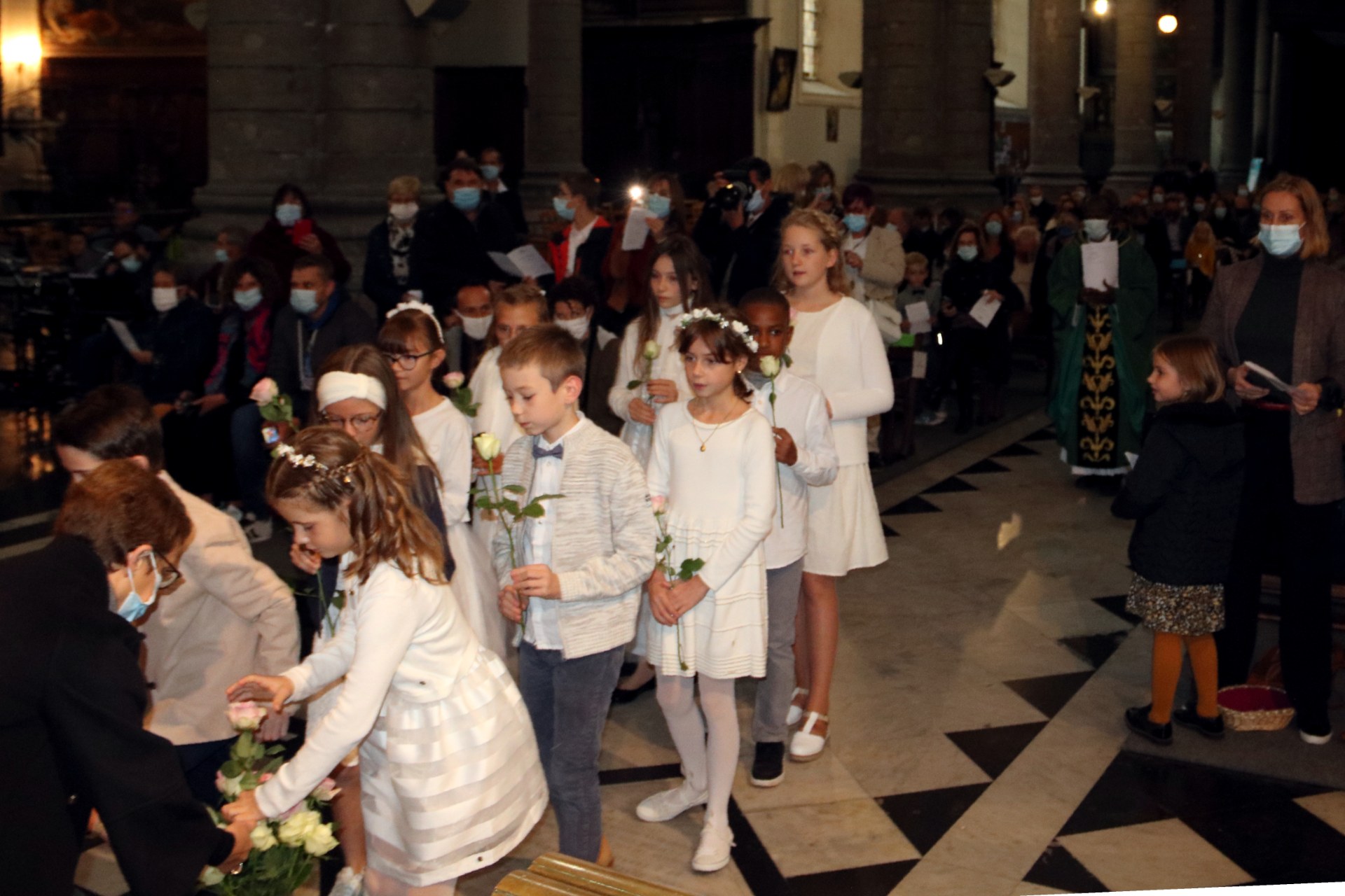 2010_Premières communions (Ste Union Gr2) 11