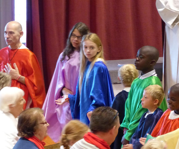 2014-08-22Lourdes_messe_St_Pierre 39