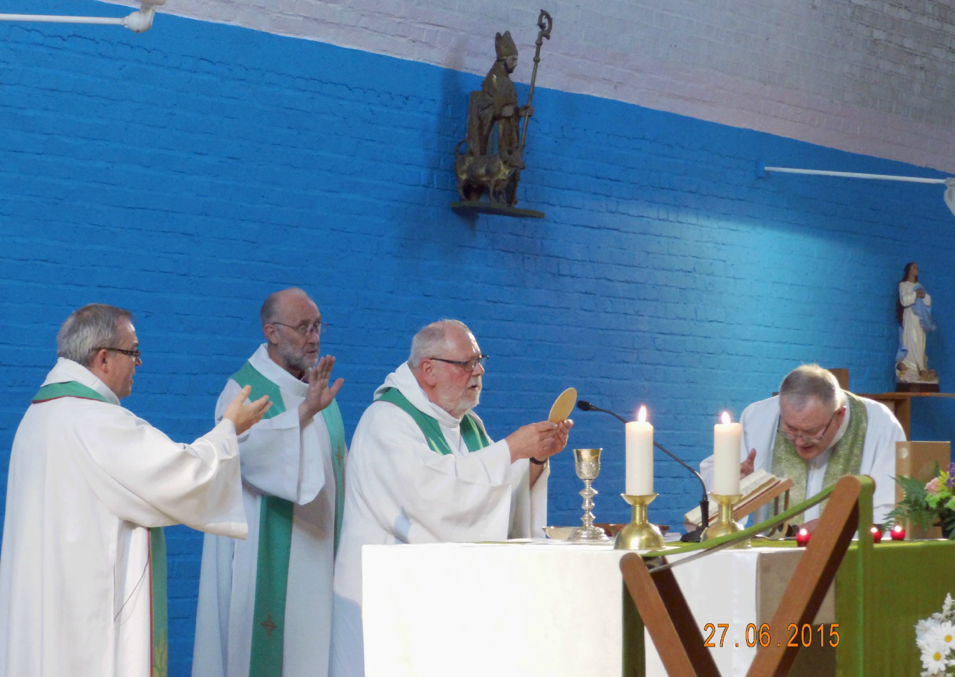 2015-06-27-30ans sacerdoce Pierre Defaux2