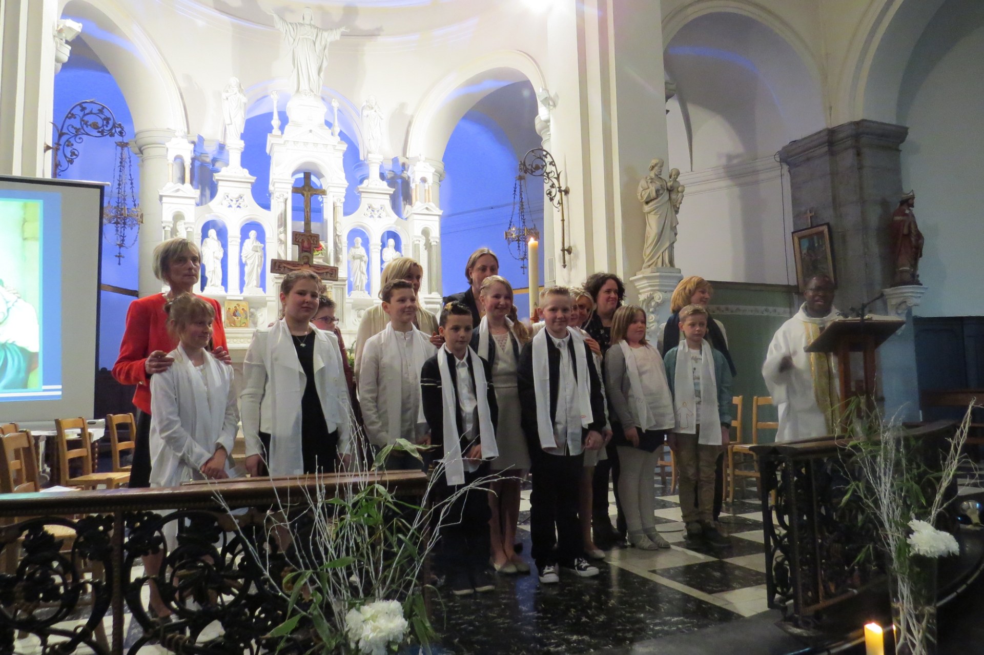 2016 Ières communions HERGNIES (34)