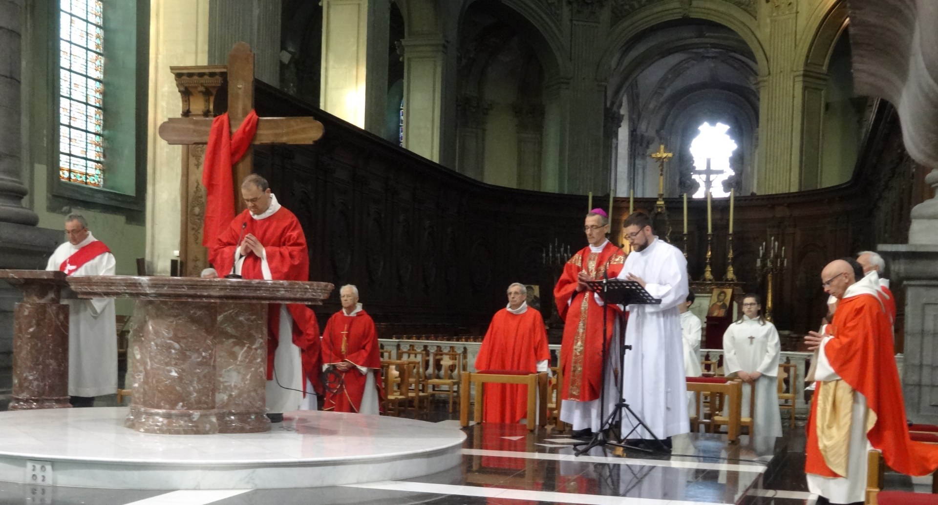 2019 Veneration de la Croix (4)