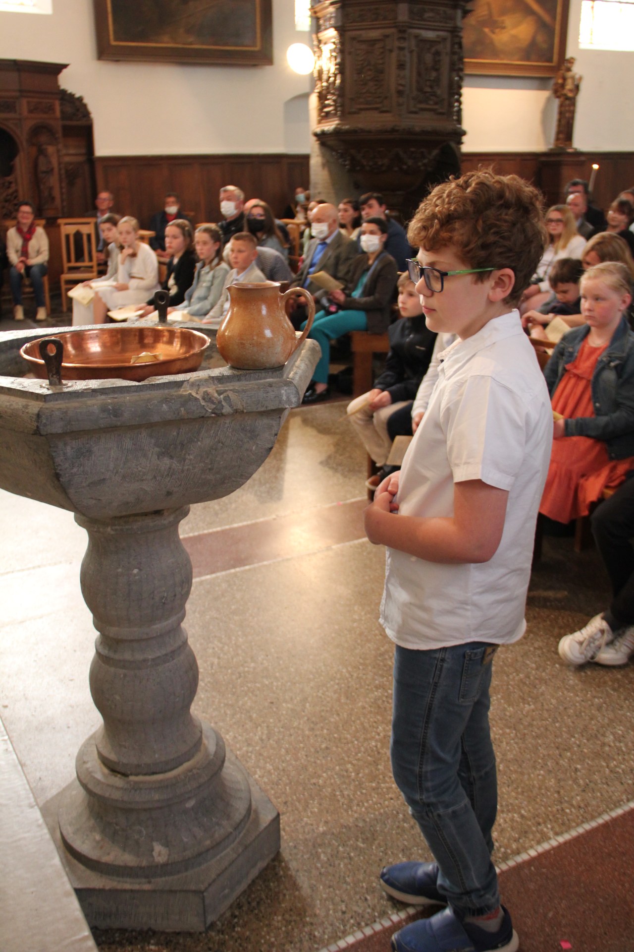 2022-04-23 premières eucharisties à Bousies 28