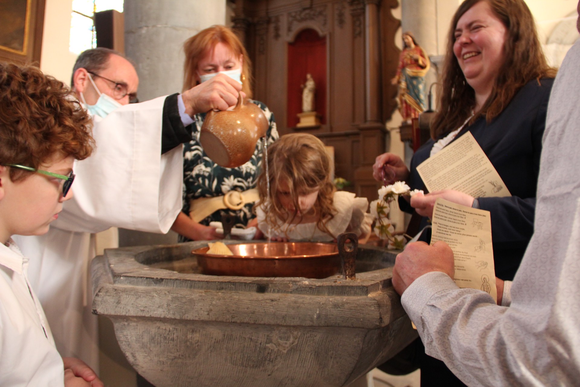 2022-04-23 premières eucharisties à Bousies 39