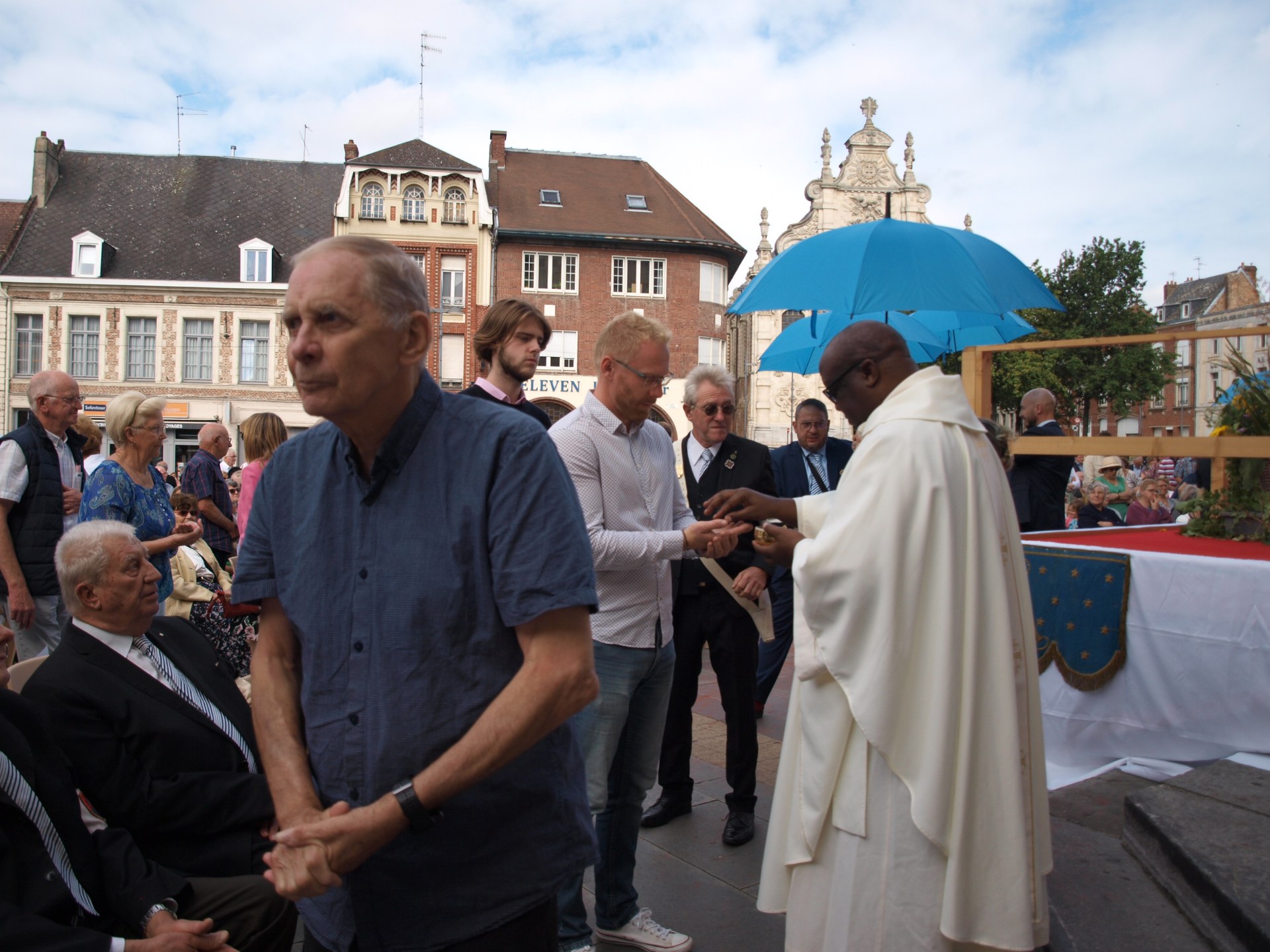 2023 08 15 Messe parvis cath  (53)