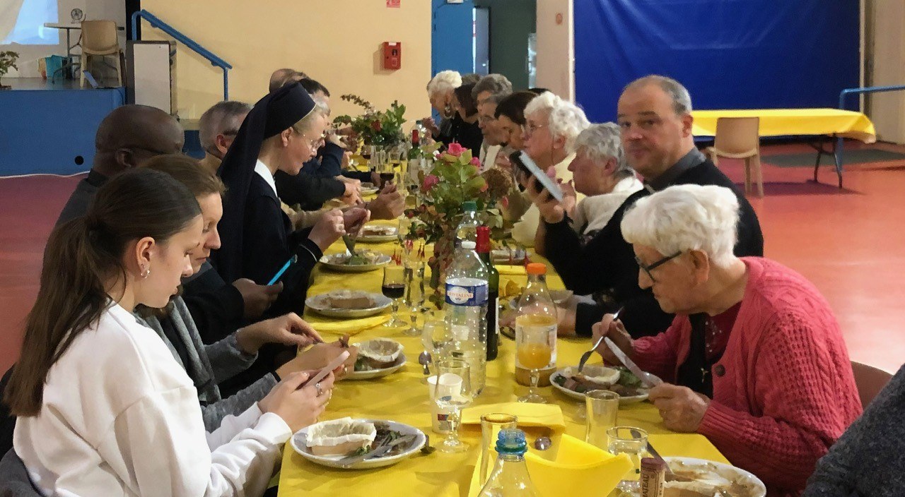 2023-11-18 Repas fraternel Proville (10)