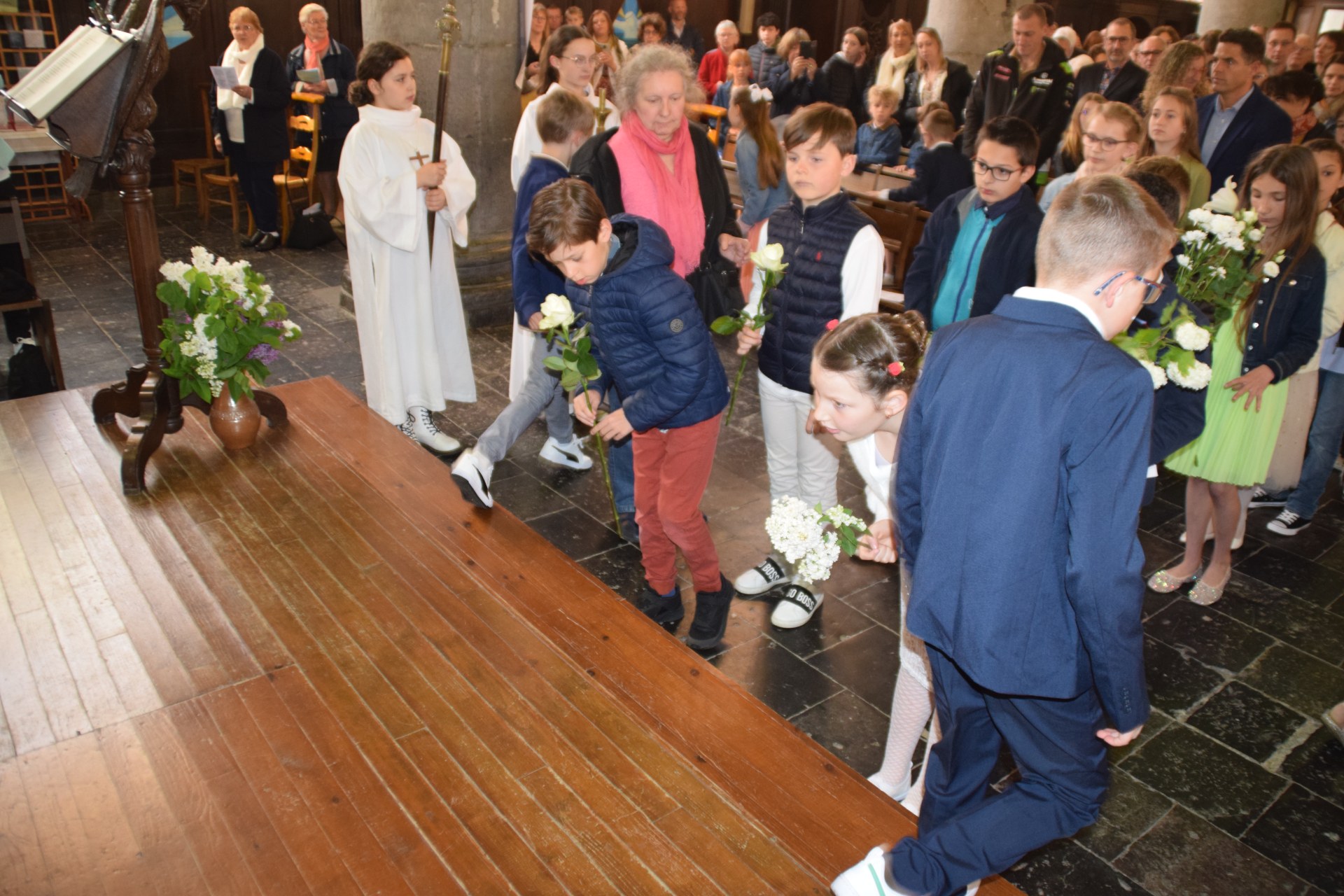 2024-05-05 Premières eucharisties à Landrecies 3