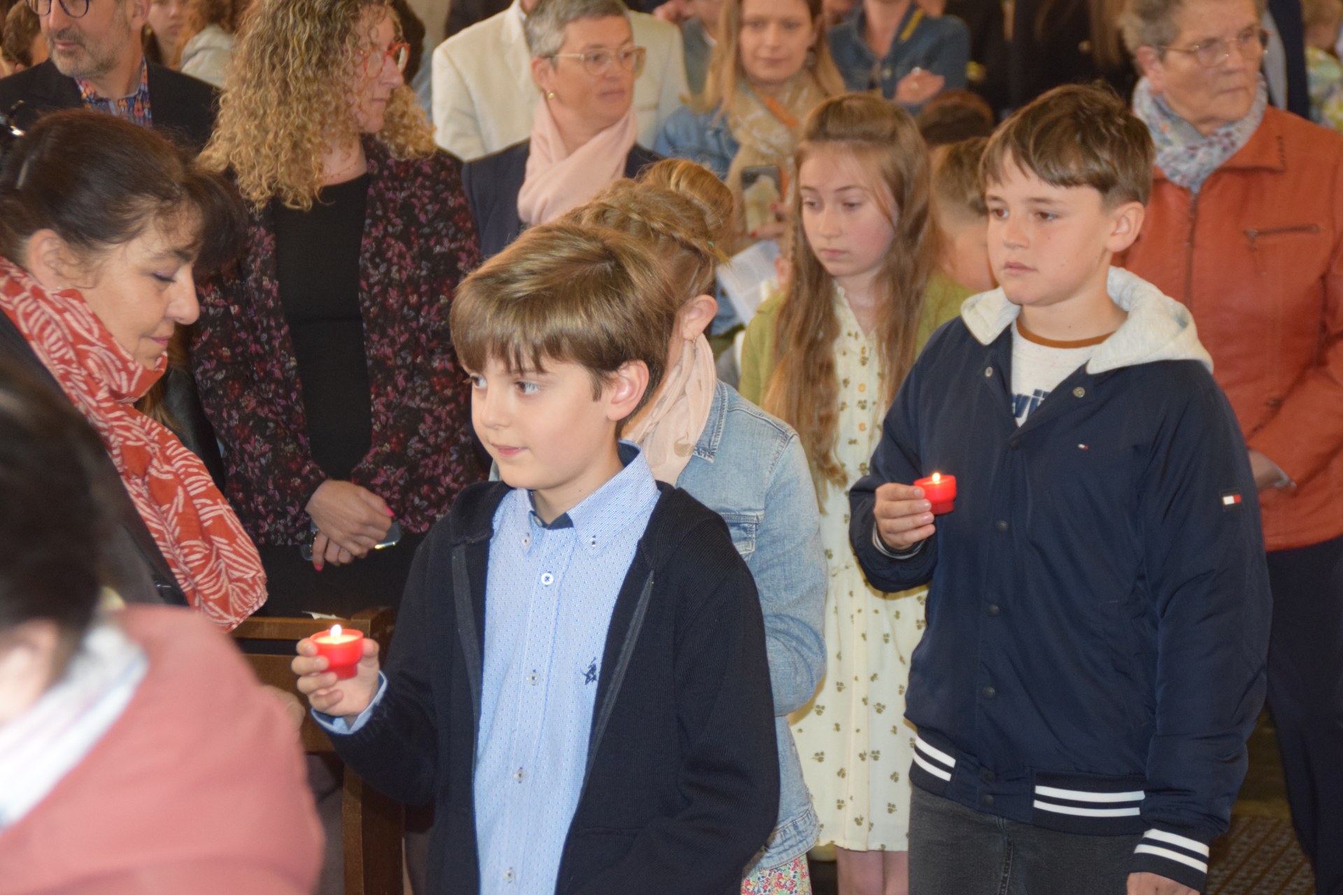 2024-05-05 Premières eucharisties à Landrecies 30