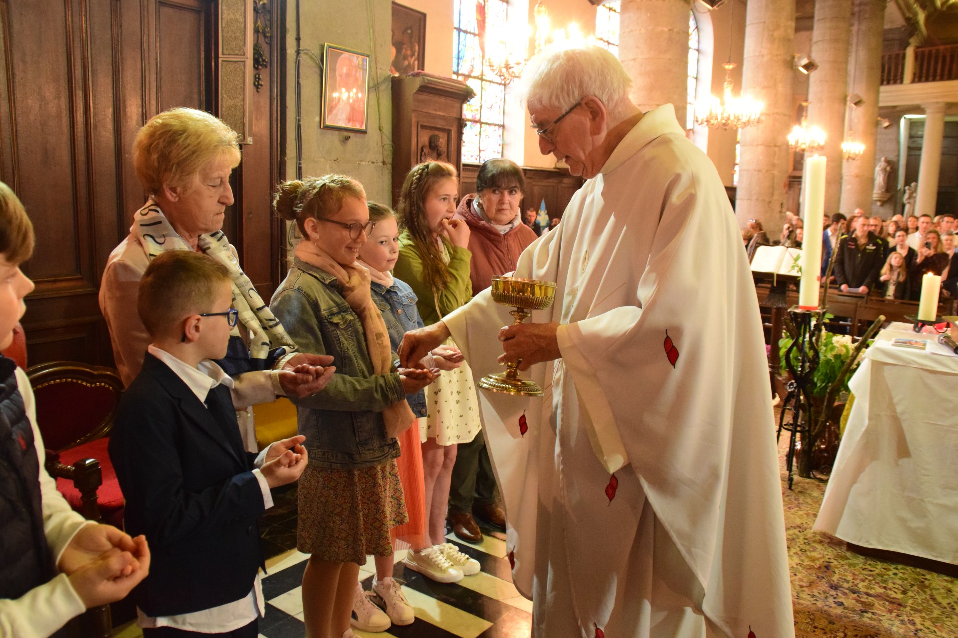 2024-05-05 Premières eucharisties à Landrecies 41