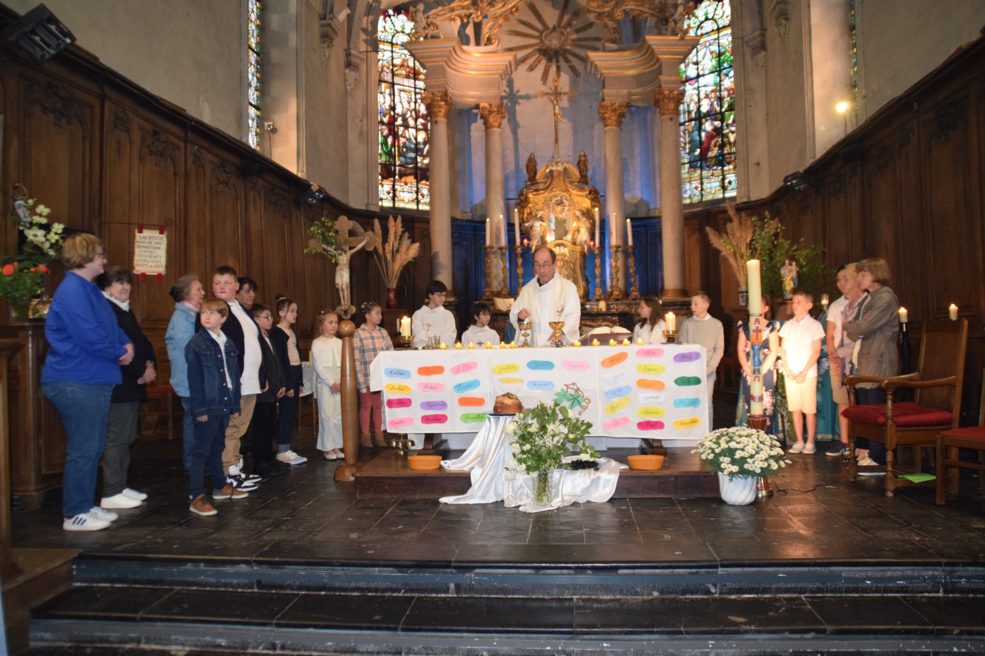 2024-05-11 Premières eucharisties à Maroilles 42